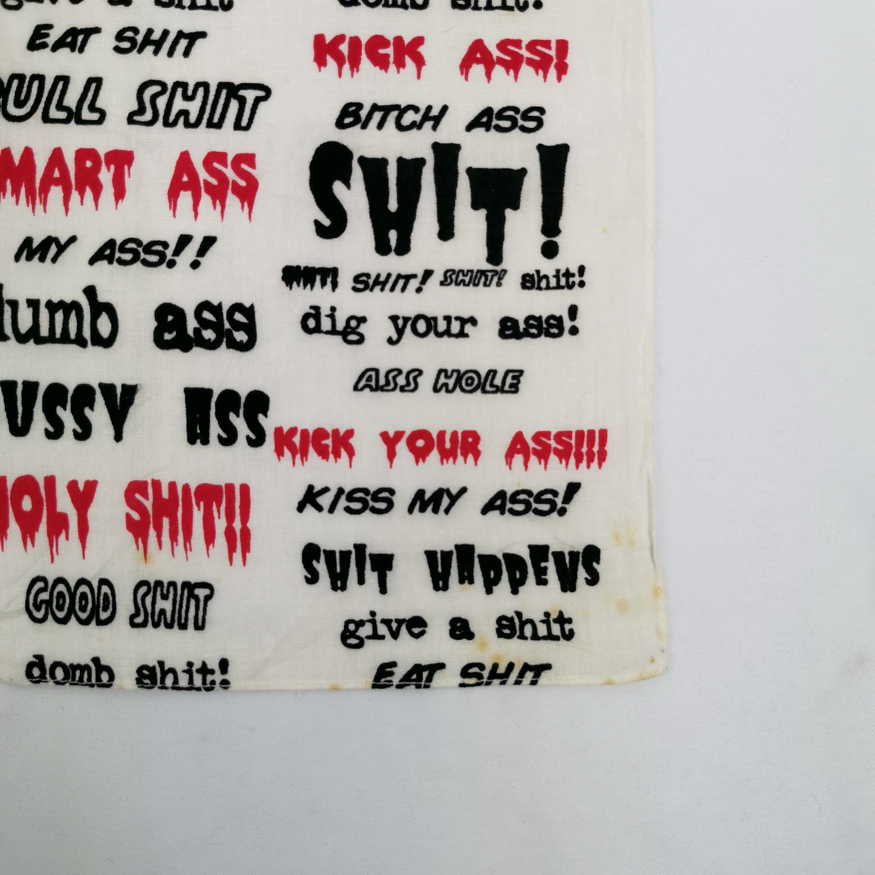 Japanese Brand Vintage Dumb Bitch Handkerchief Pocket Square Bandana Size ONE SIZE - 3 Thumbnail