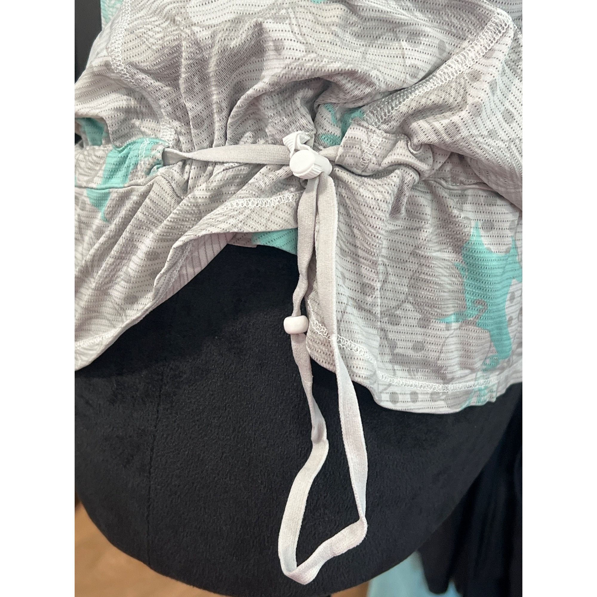 Lululemon Lululemon Womens Gray & Teal Racerback Athletic Tank Top Siz Size S / US 4 / IT 40 - 4 Thumbnail