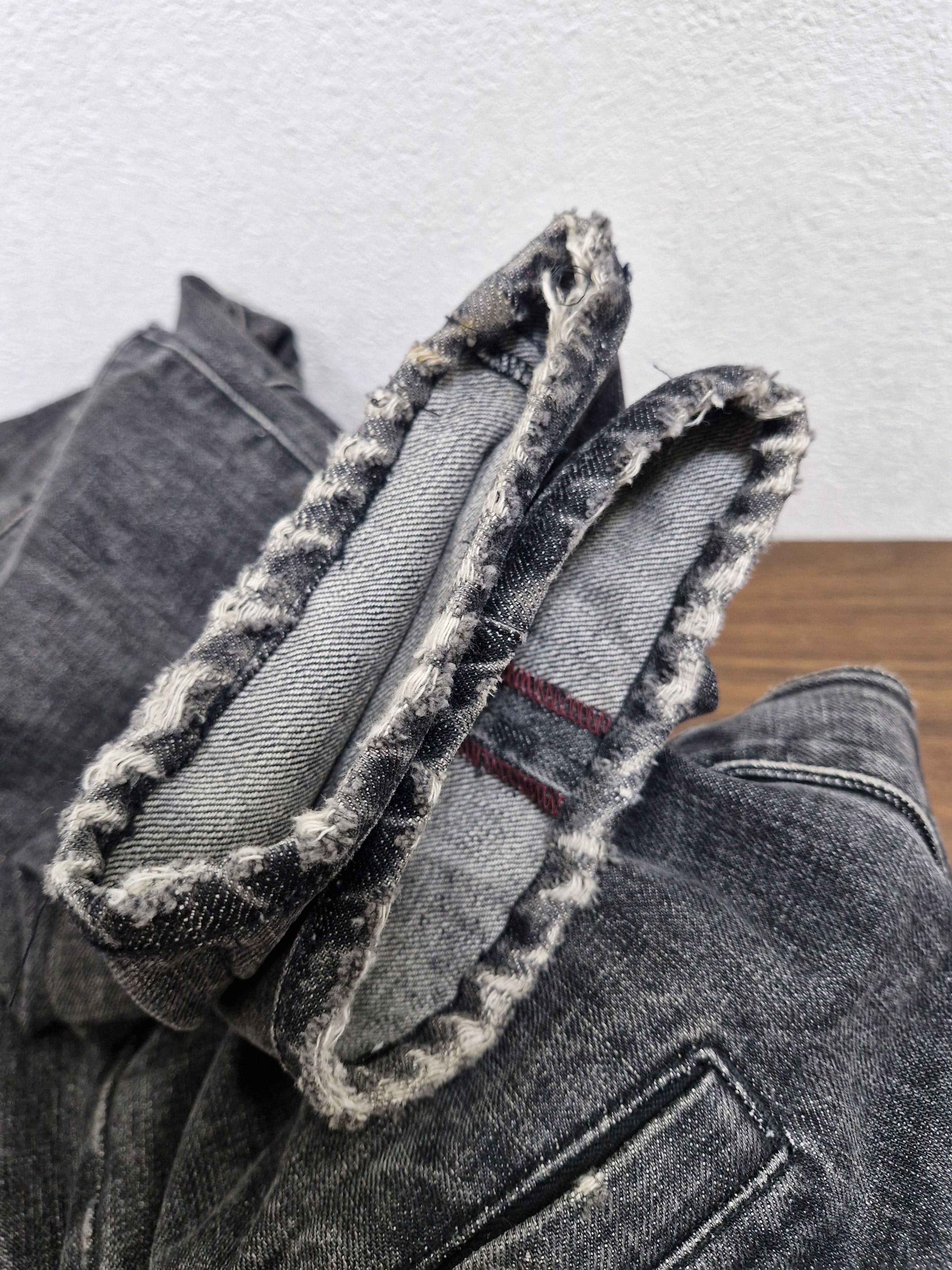 Balmain BALMAIN SS11 Waxed Distressed Eagle Coin Biker Jeans Size US 32 / EU 48 - 6 Thumbnail