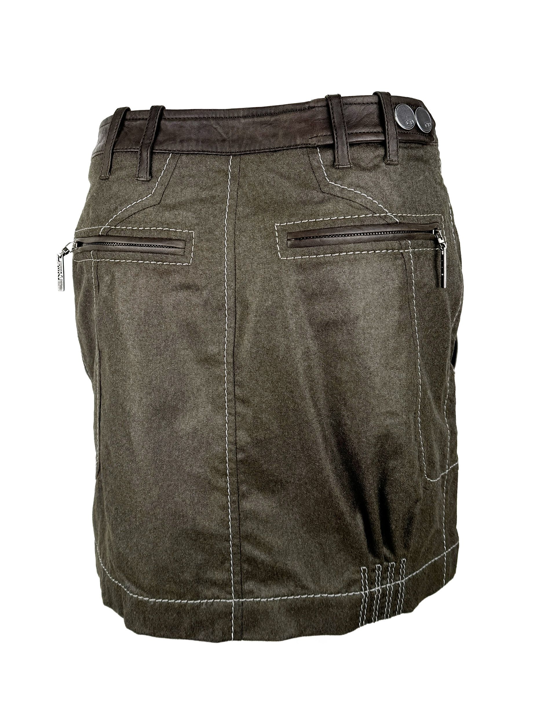Dior Christian Dior 2006 Wool and Leather Asymmetric Mini Skirt Size 28" / US 6 / IT 42 - 3 Thumbnail