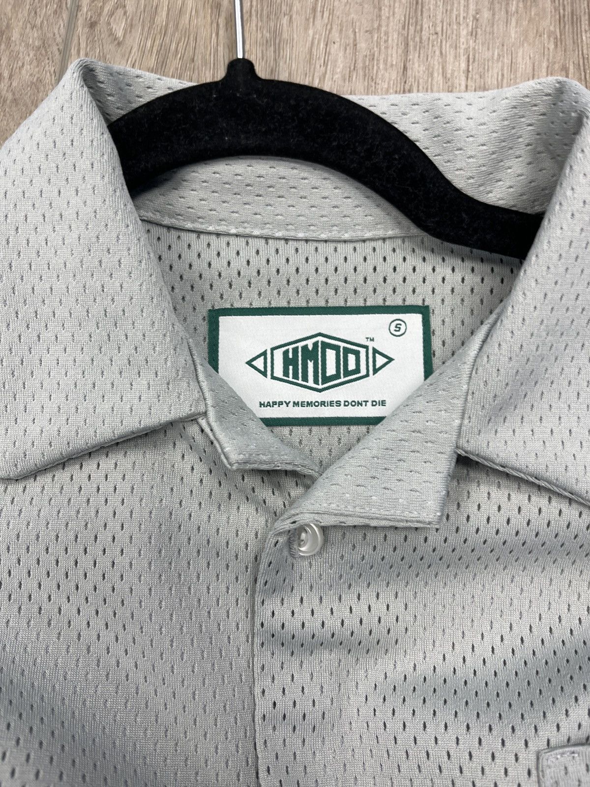 HMDD HMDD grey button up jersey shirt size small Size US S / EU 44-46 / 1 - 4 Thumbnail