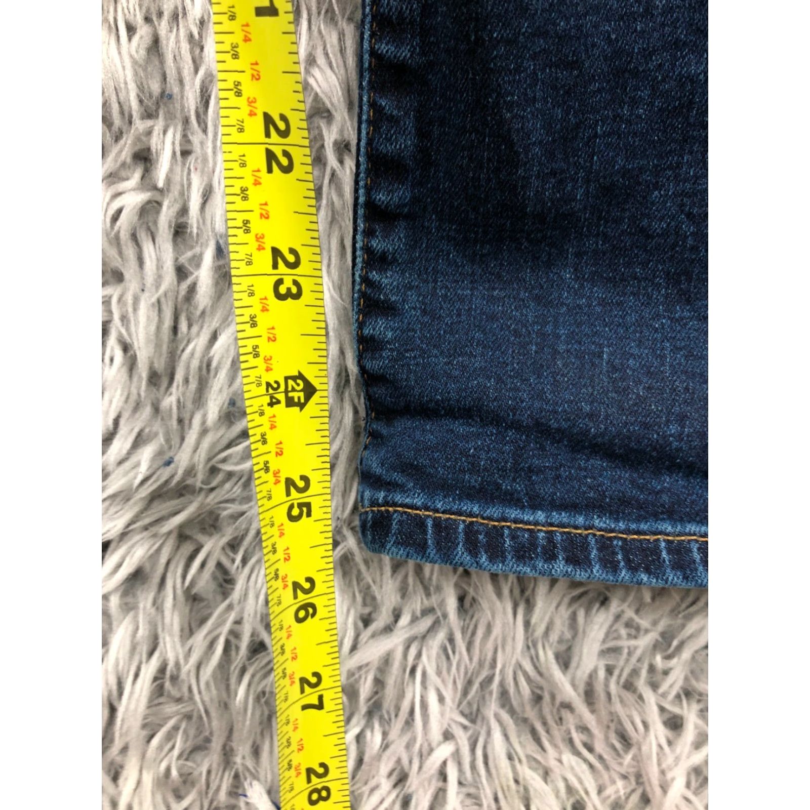 American Eagle Outfitters VINTAGE American Eagle Outfitters American Classic Bootcut Jeans 26x28 Mens Dark Wash Blue FlAW Size US 26 / EU 42 - 3 Thumbnail