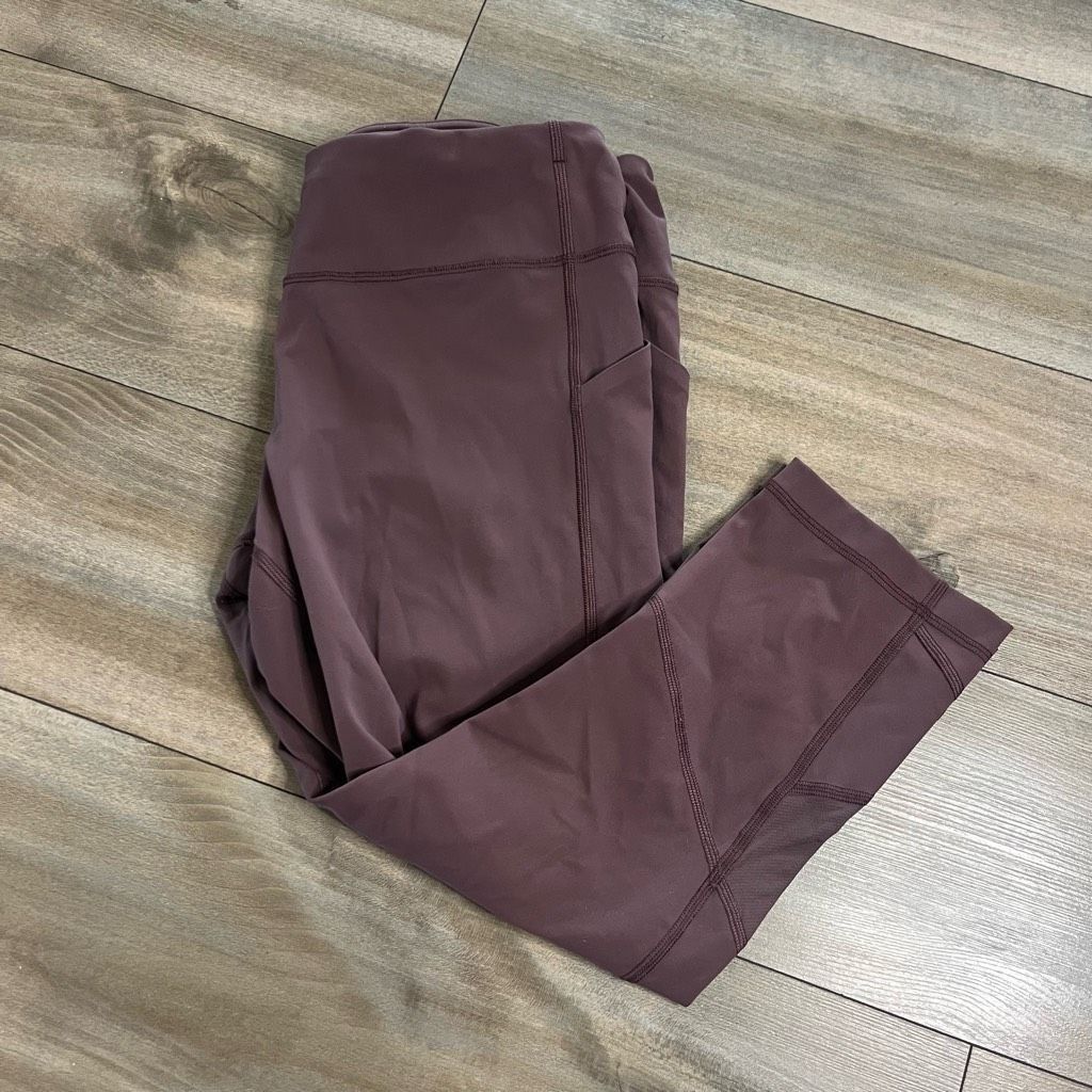 Lululemon Lululemon Brown Cropped Athletic Leggings Women 14 Size 36" / US 14 / IT 50 - 1 Thumbnail