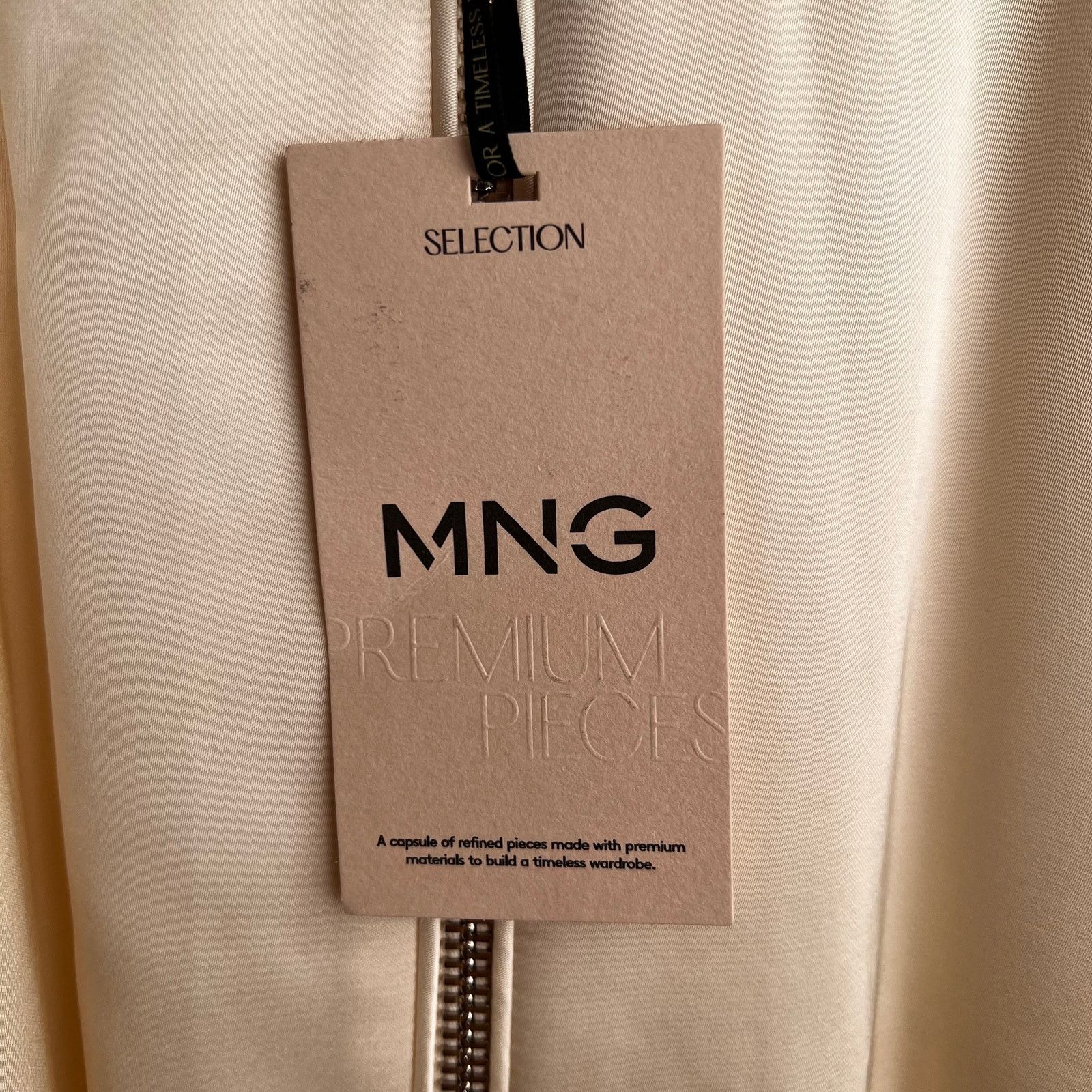 Mango Mango Beige Satin Long Puffed Sleeves Quilt Bomber Jacket Size L / US 10 / IT 46 - 12 Thumbnail