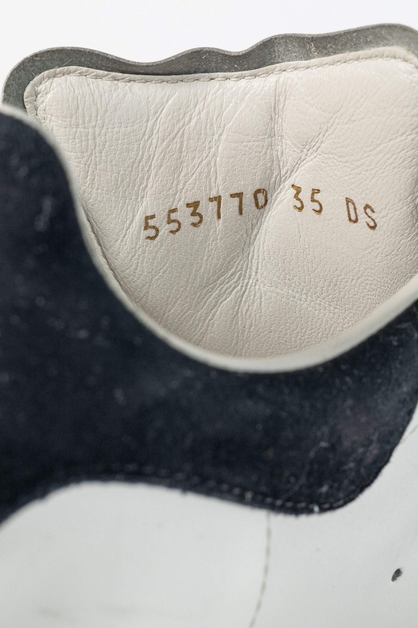 Alexander McQueen Alexander McQueen Oversized Leather & Suede Lace-Up Sneakers Size US 4.5 / IT 34.5 - 11 Thumbnail
