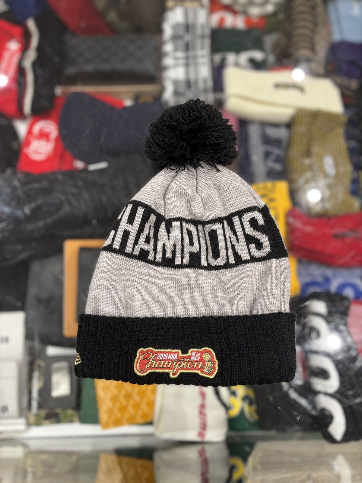 Other Toronto Raptors NBA Champions Beanie Black / Gold Size ONE SIZE - 2 Thumbnail