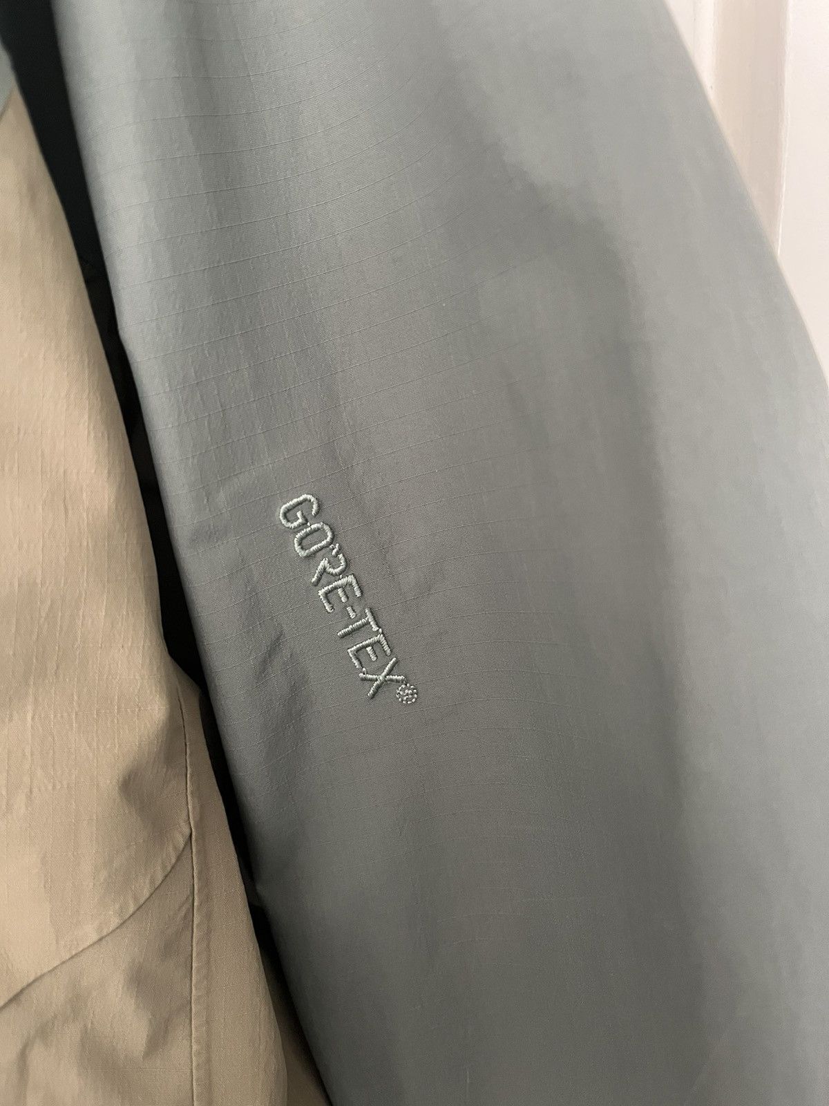 Arc'teryx × Beams Plus Arcteryx Beta SL X Beams, Parka green Size US M / EU 48-50 / 2 - 5 Thumbnail
