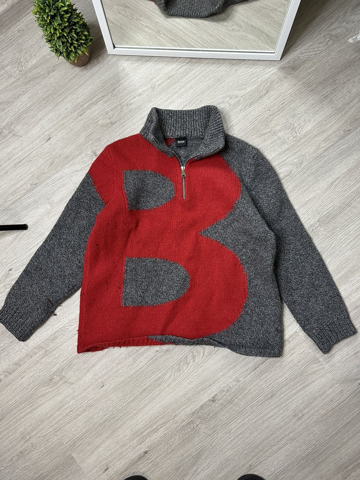 Hugo Boss × Vintage Vintage Sweaters Hugo Boss RiRi Size US S / EU 44-46 / 1 - 1 Thumbnail