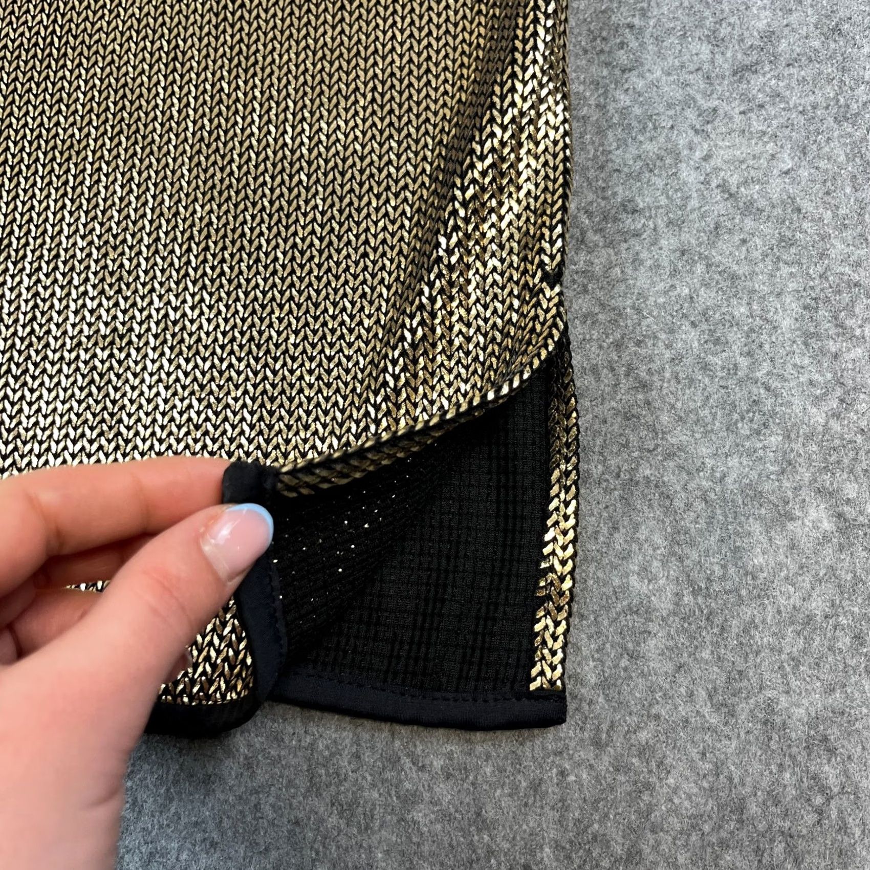 Yves Saint Laurent VINTAGE Yves Saint Laurent Womens Top Gold Sequins 70s Oversized 14 UK14-16 70s Luxury Saint Laurent Top Womens Gold Sequins 70s Oversized 14 UK14-16 Size XL / US 12-14 / IT 48-50 - 3 Thumbnail