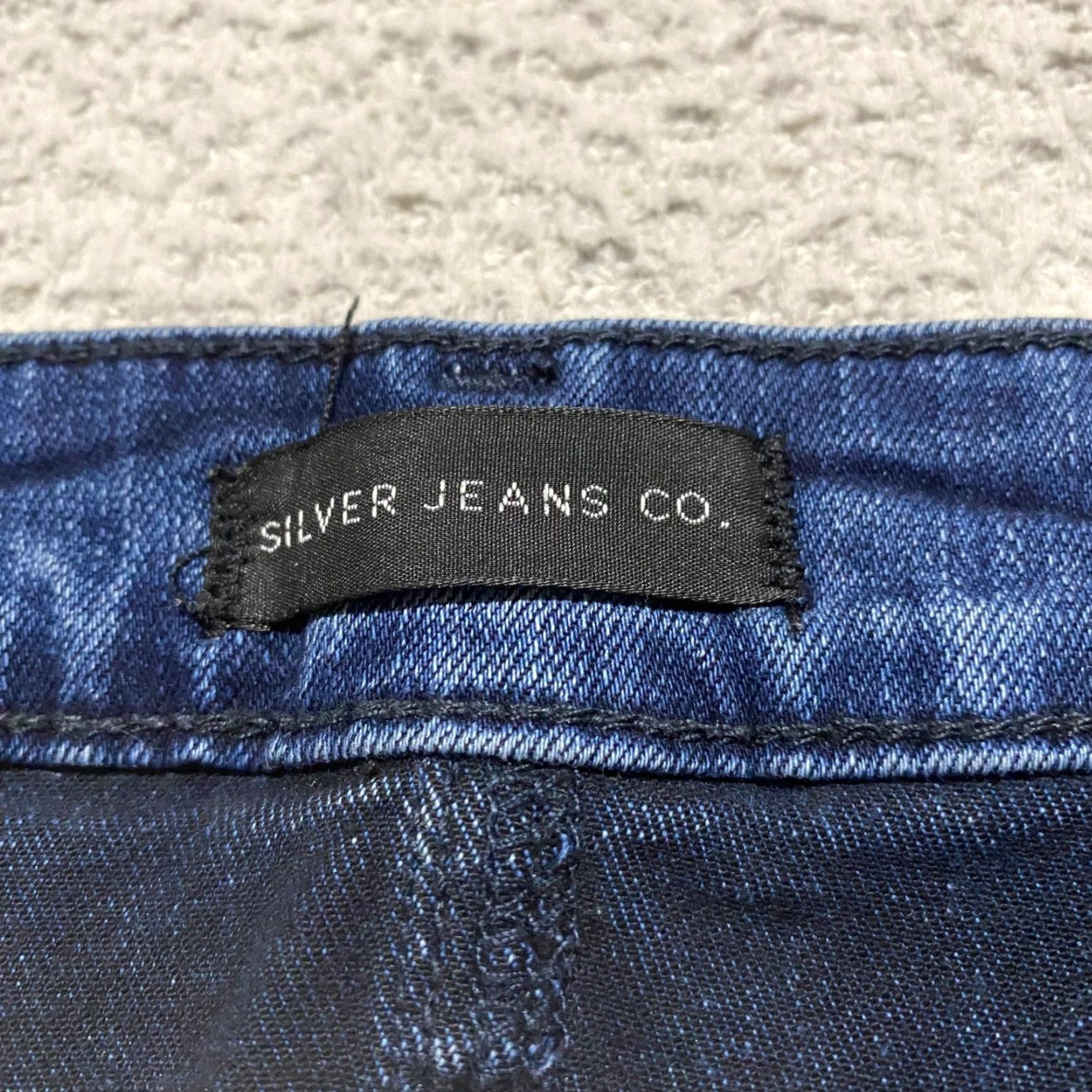 Silver Jeans Co. Silver Jeans Womens Plus Jeans Blue Denim Medium Wash 18 5-Pocket Straight Regular Fit Closet 28in Inseam Mens Womens Girls Boys Size 40" / US 18 - 3 Thumbnail