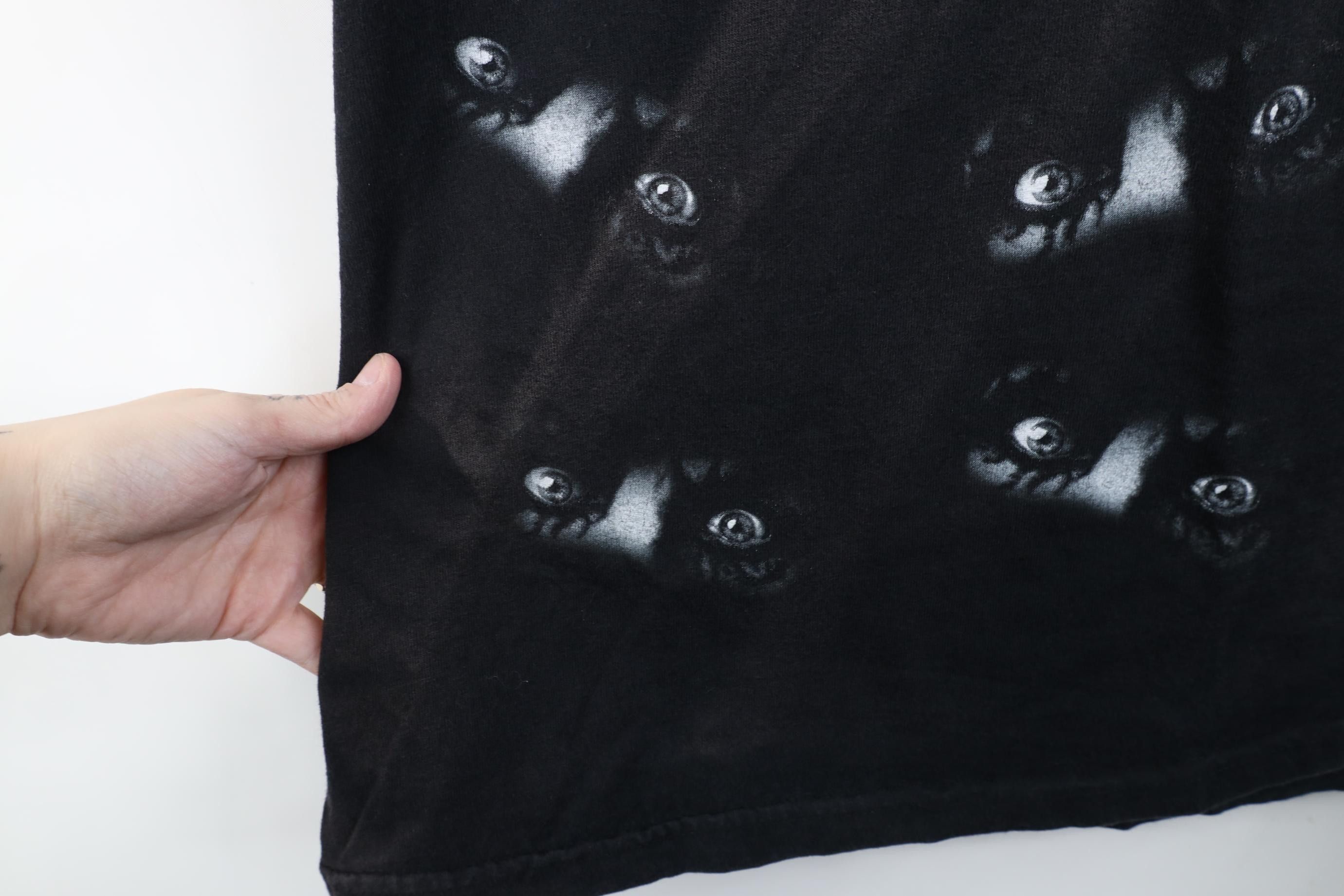 Vintage Vintage 90s Y2K The Eyes of Alice Cooper All Over T-Shirt Size US XL / EU 56 / 4 - 7 Thumbnail