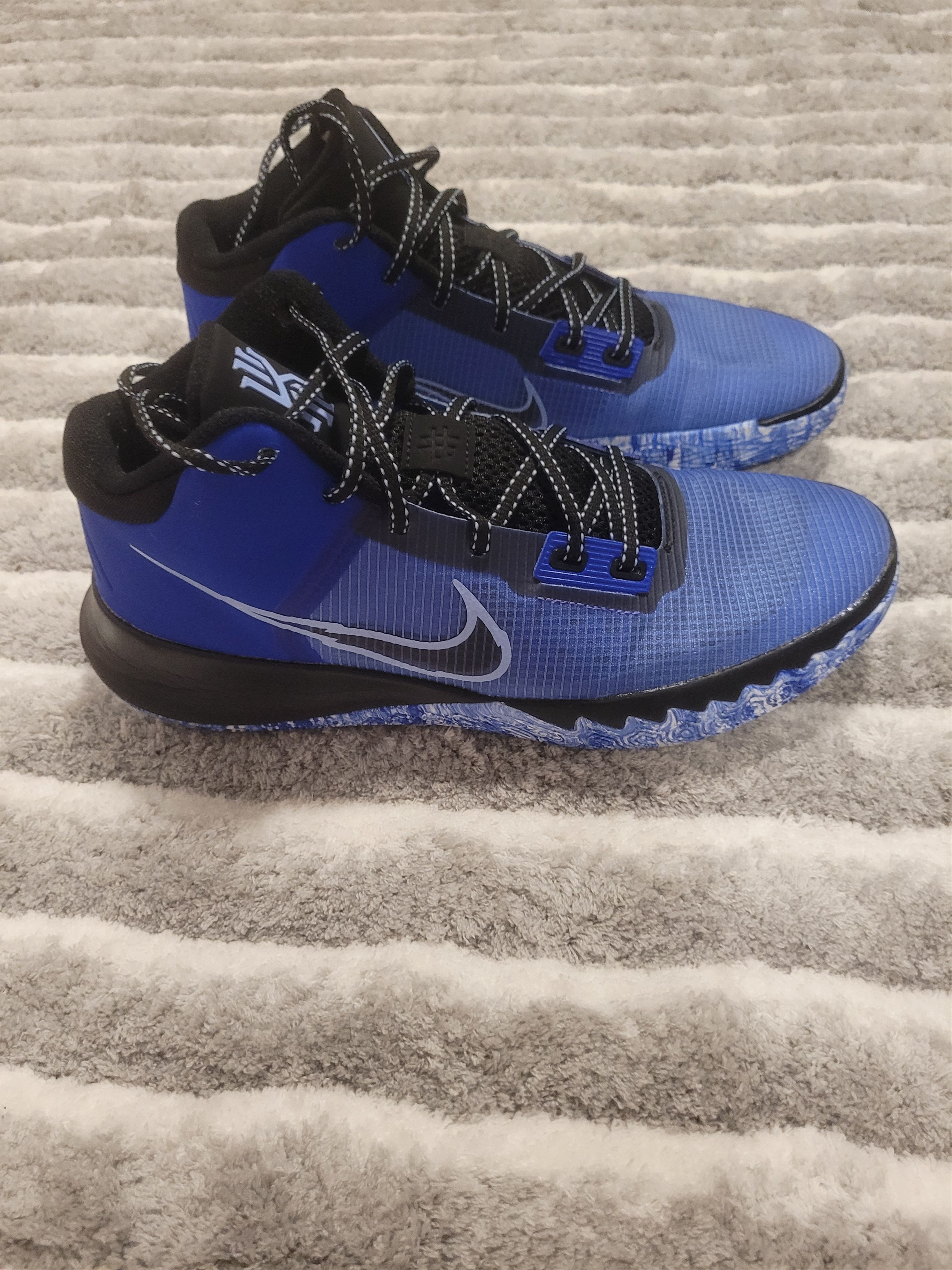 Nike Kyrie Flytrap IV Racer Blue/Aluminum-Black Size US 10 / EU 43 - 2 Thumbnail