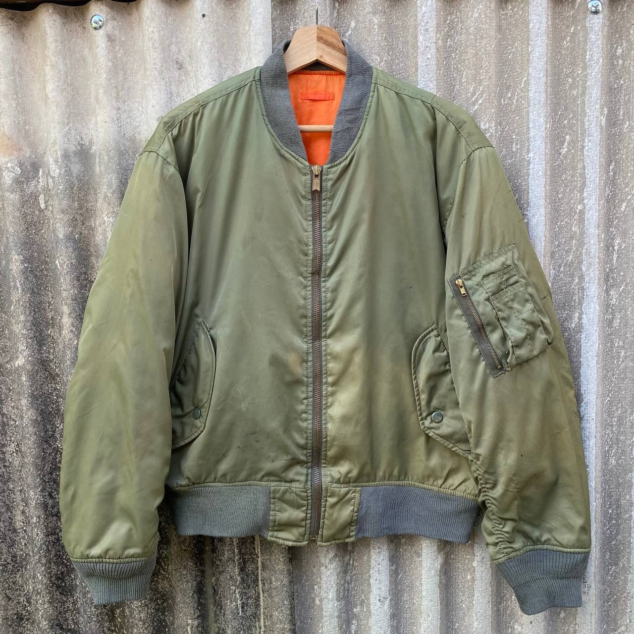 image of Vintage Bomber Jacket Type Ma-1 Sun Faded in Army, Men's (Size Large)
