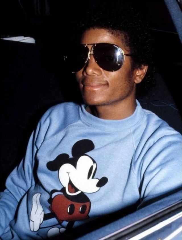 Band Tees Vintage 1980s Mickey Iconic Sweatshirt As Worn As Celebrity Size US M / EU 48-50 / 2 - 6 Thumbnail