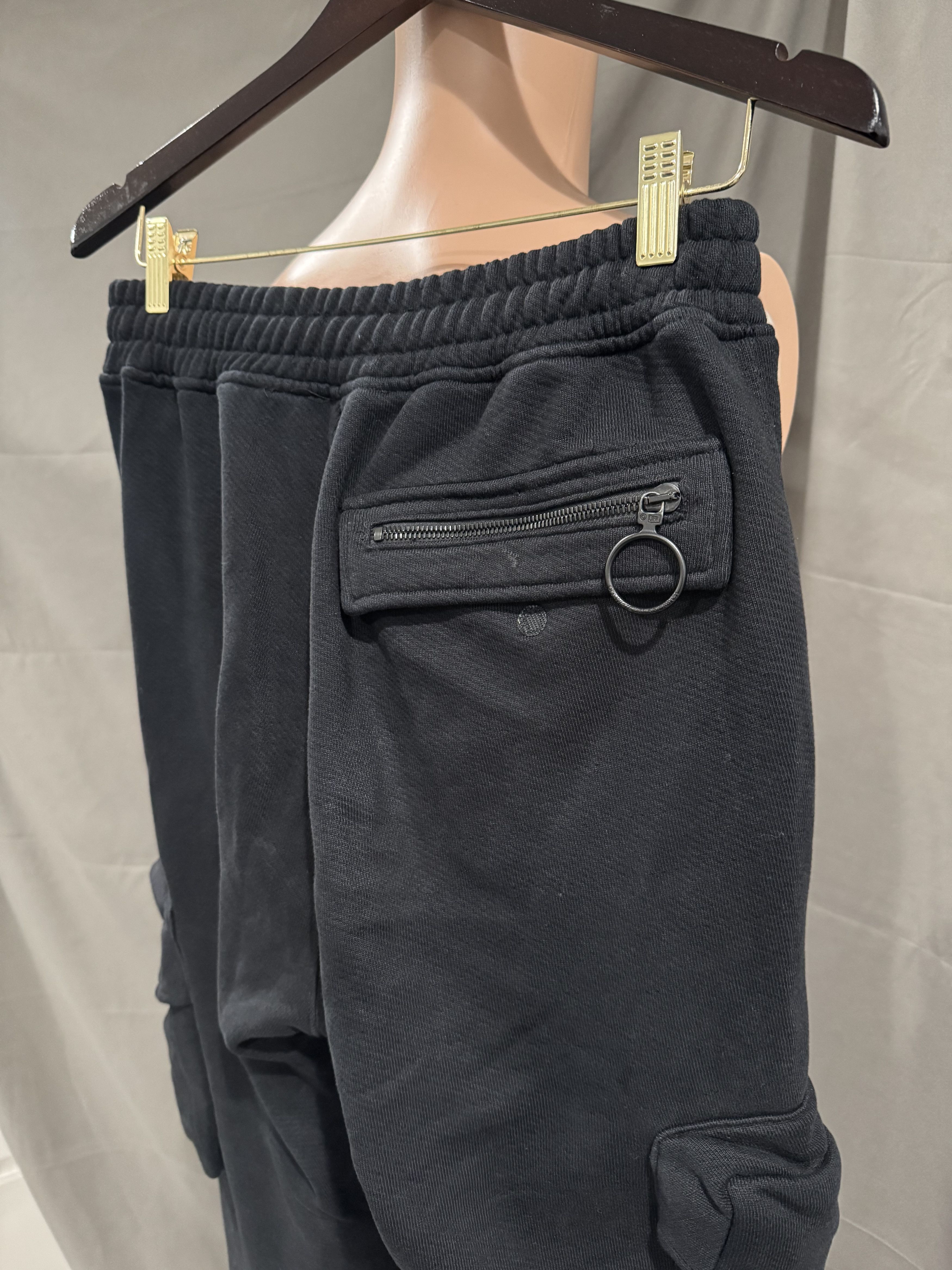 Off-White Off White Cargo Sweatpants Black Size Medium Size US 32 / EU 48 - 11 Thumbnail