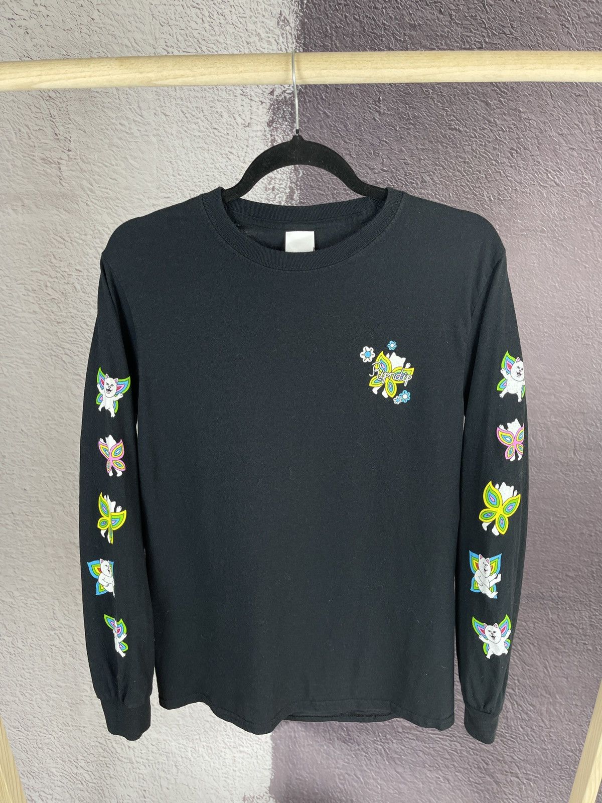 RIPNDIP Ripndip skateboarding black big logo long sleeve tee shirts Size US S / EU 44-46 / 1 - 3 Thumbnail