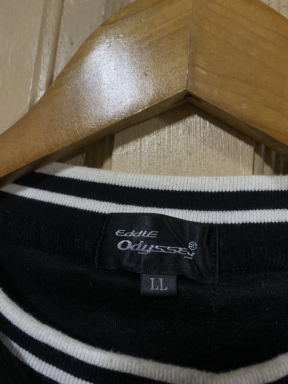 Vintage Vintage Eddie Odyssey Black Striped Crewneck Sweatshirt Size US XL / EU 56 / 4 - 5 Thumbnail