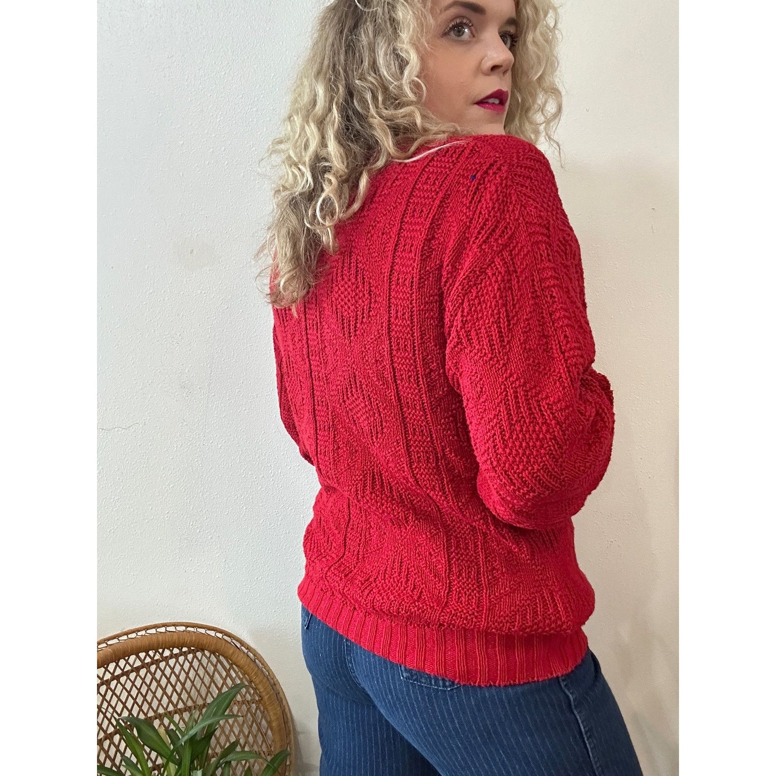 Vintage 80’s Red Cotton Cable Knit Sweater size Medium Size US M / EU 48-50 / 2 - 4 Thumbnail