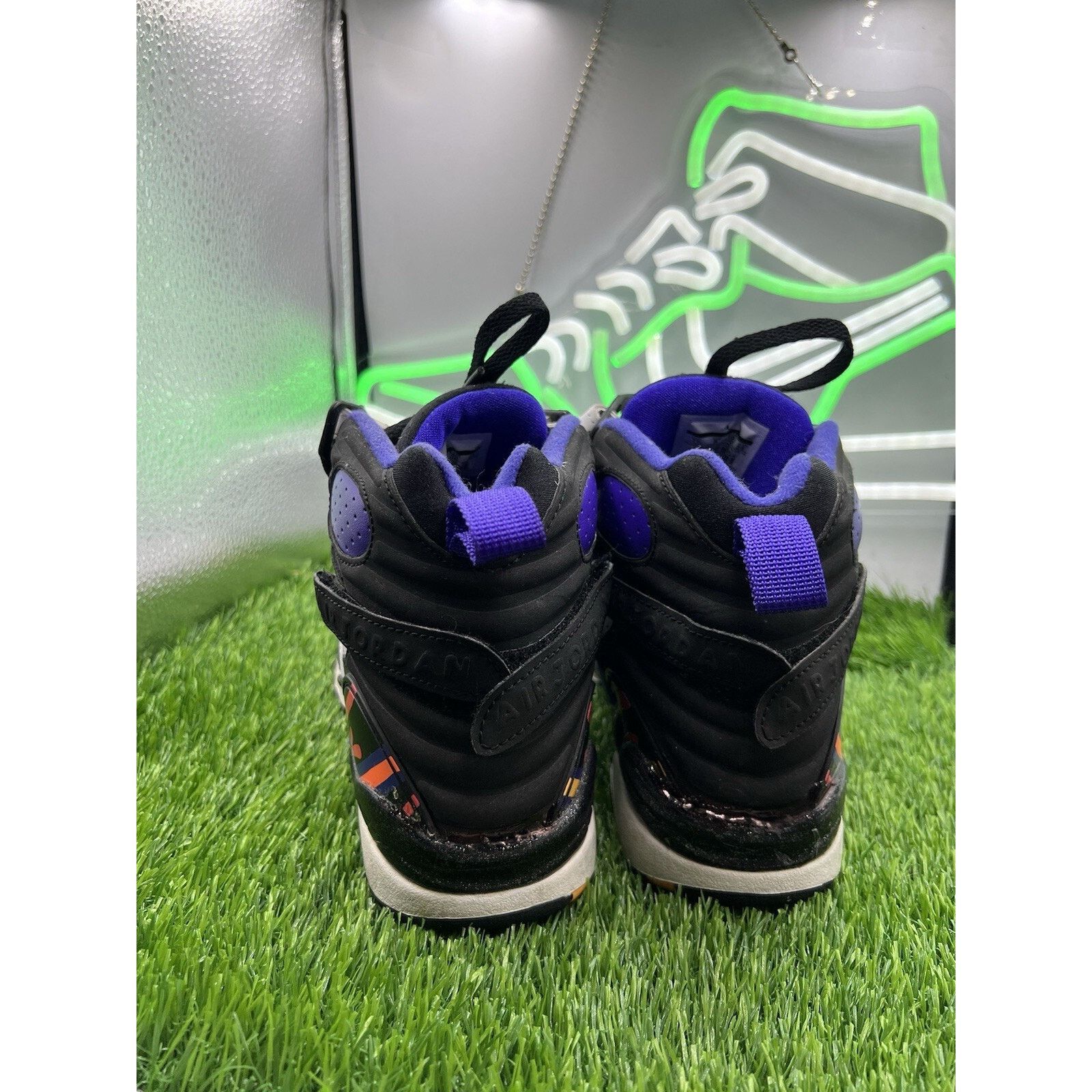 Jordan Brand Nike Air Jordan 8 Shoes Sneakers Size 7Y W8.5 Size US 7 / EU 40 - 4 Thumbnail