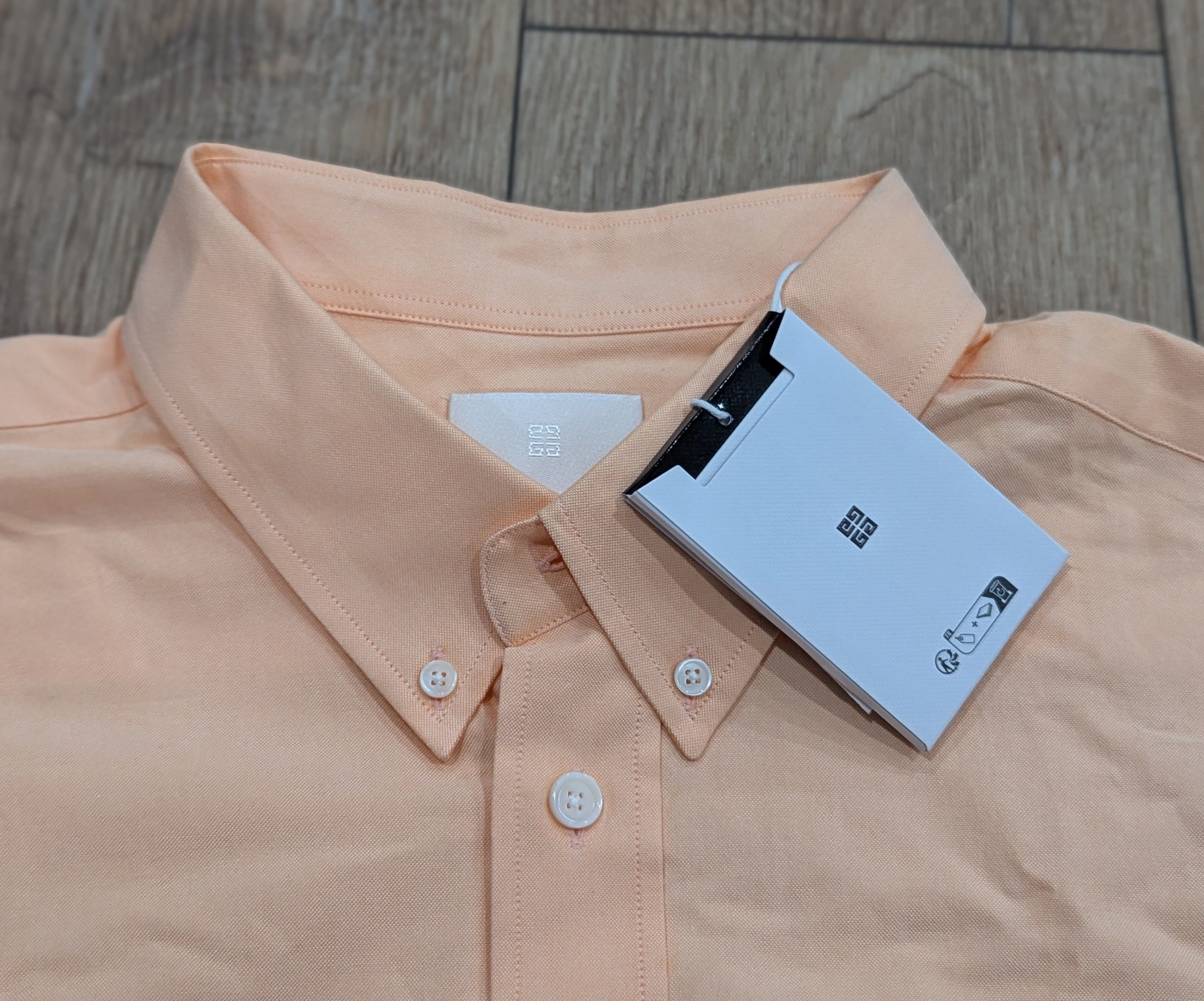 Givenchy GIVENCHY Cotton Button Up Shirt Powder 40 US 15.75 Size US M / EU 48-50 / 2 - 2 Thumbnail