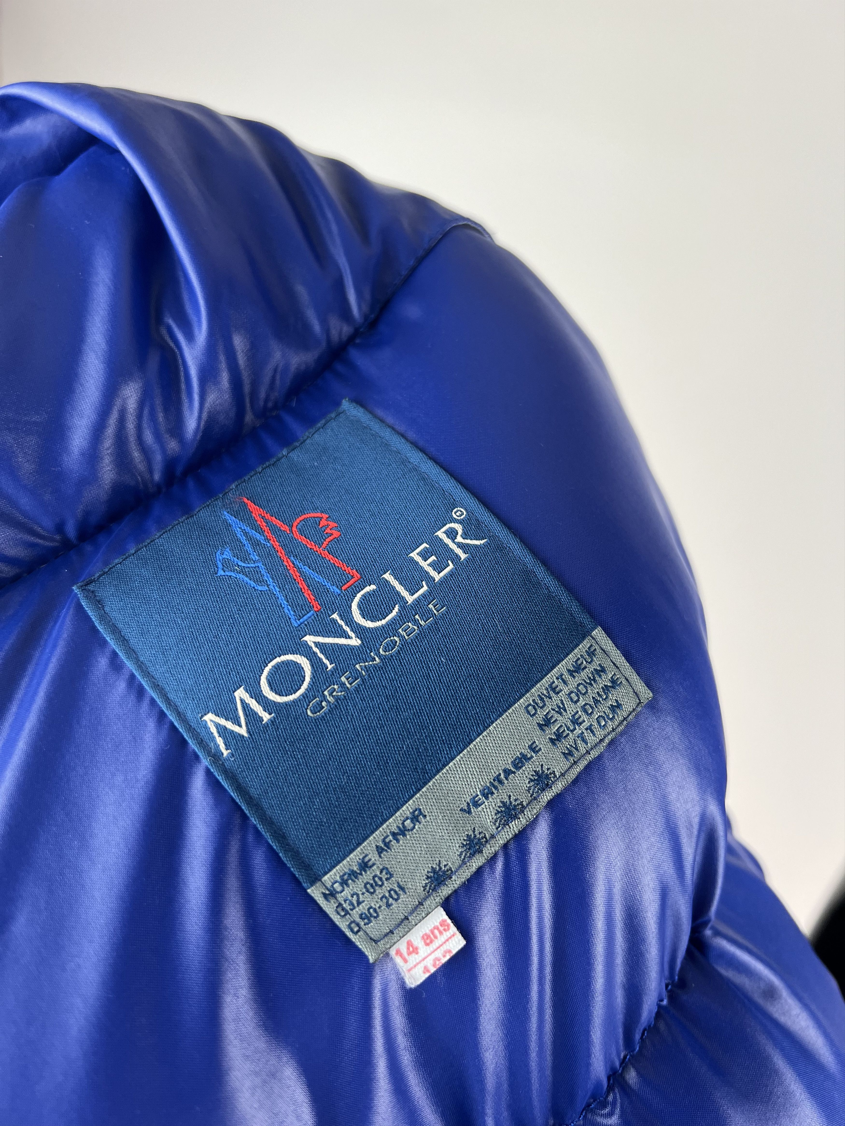 Moncler Grenoble Moncler Grenoble Shimmering Puffer Down Jacket XS Size XS / US 0-2 / IT 36-38 - 15 Thumbnail