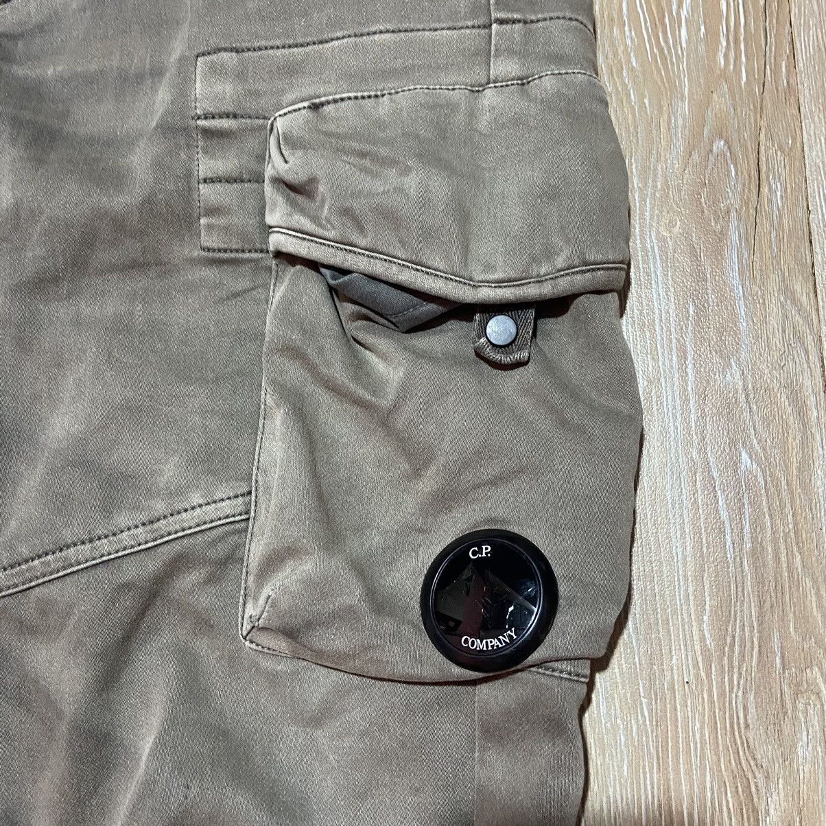 C.P. Company Faded CP Company Cargo Pant Size US 30 / EU 46 - 4 Thumbnail
