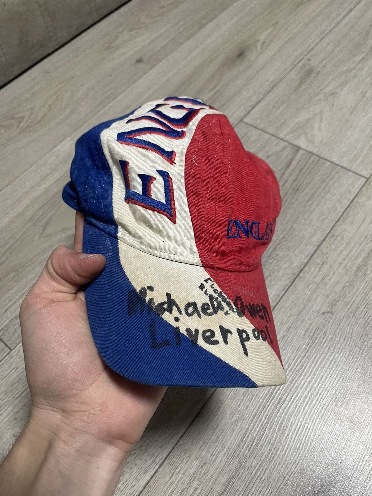 Vintage Vintage 90s England Michael Owen Liverpool AOP Cap Size ONE SIZE - 1 Thumbnail