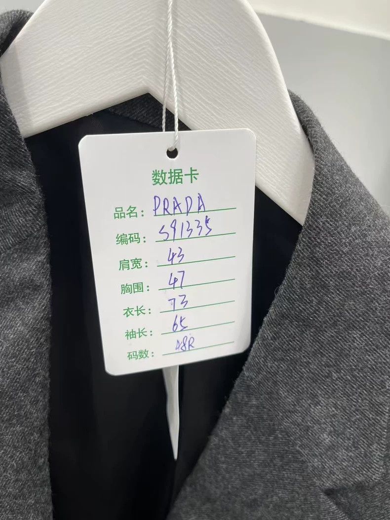 Prada Prada Wool suit 2501-Nextarrow Size 48R - 9 Thumbnail
