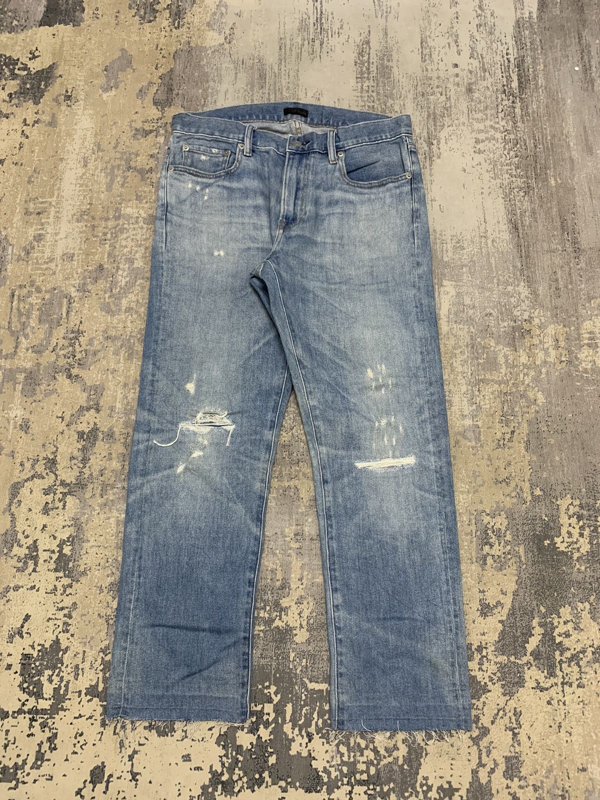 Jun Takahashi Japanese Brand Distressed Uniqlo Undercover Style Jeans W33 Size US 33 - 1 Thumbnail
