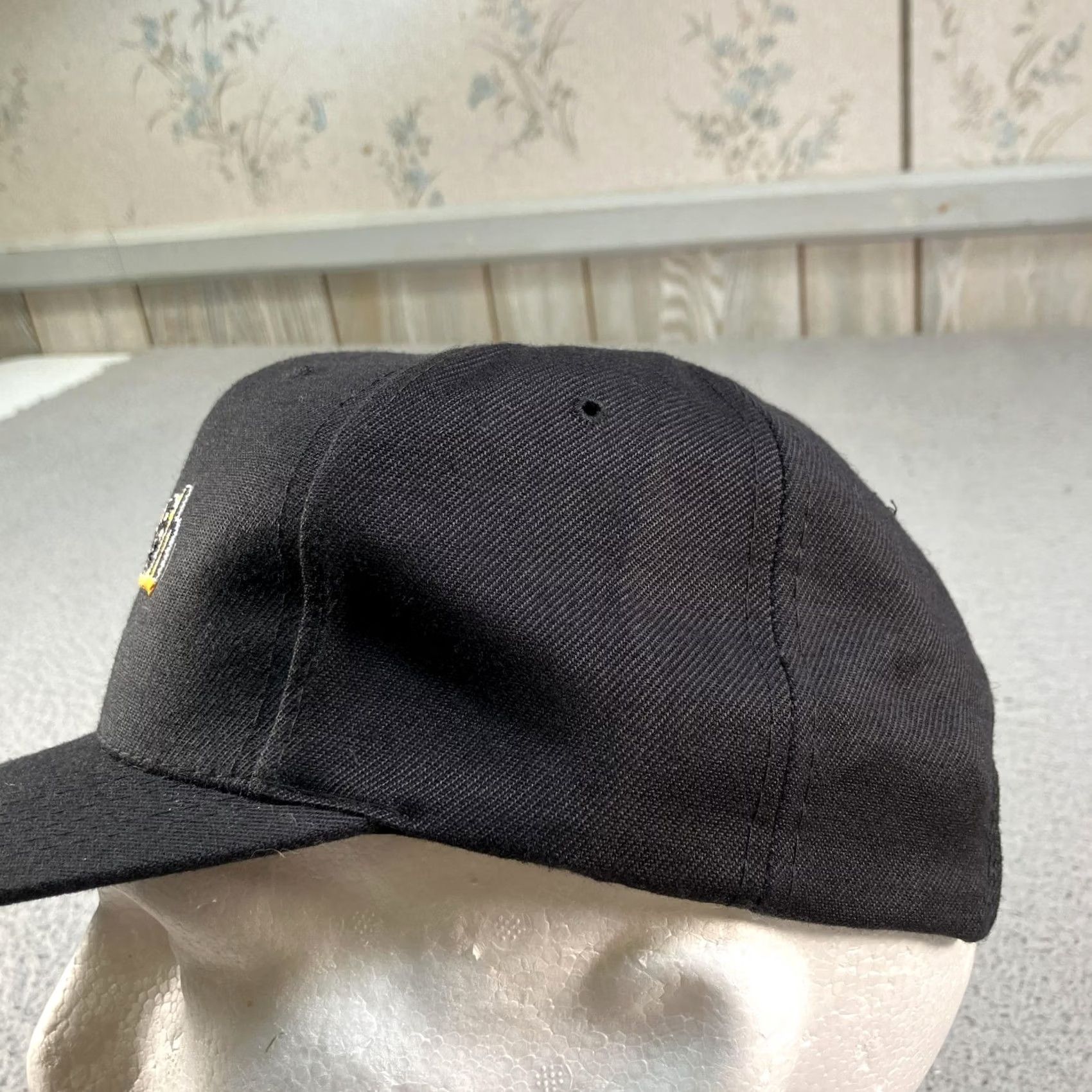 MLB VINTAGE Pittsburgh Pirates Hat Cap Snap Back Mens One Size Black Script MLB Cap Baseball City 90s Nissin Cap Size ONE SIZE - 3 Thumbnail