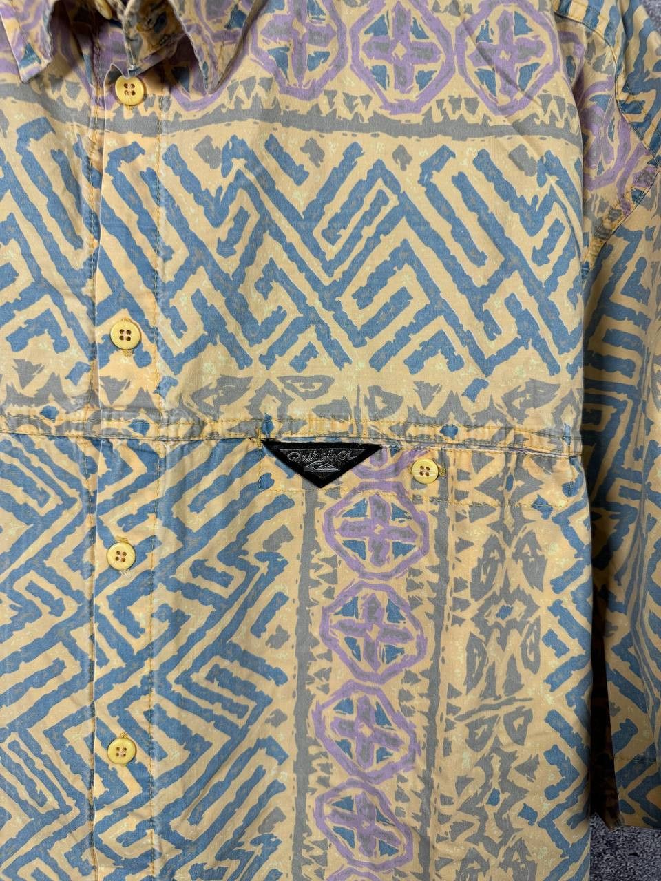 Quiksilver 90's Qiuksilver Vintage AOP Aztec Surf USA Corduroy Shirt Size US XXL / EU 58 / 5 - 6 Thumbnail
