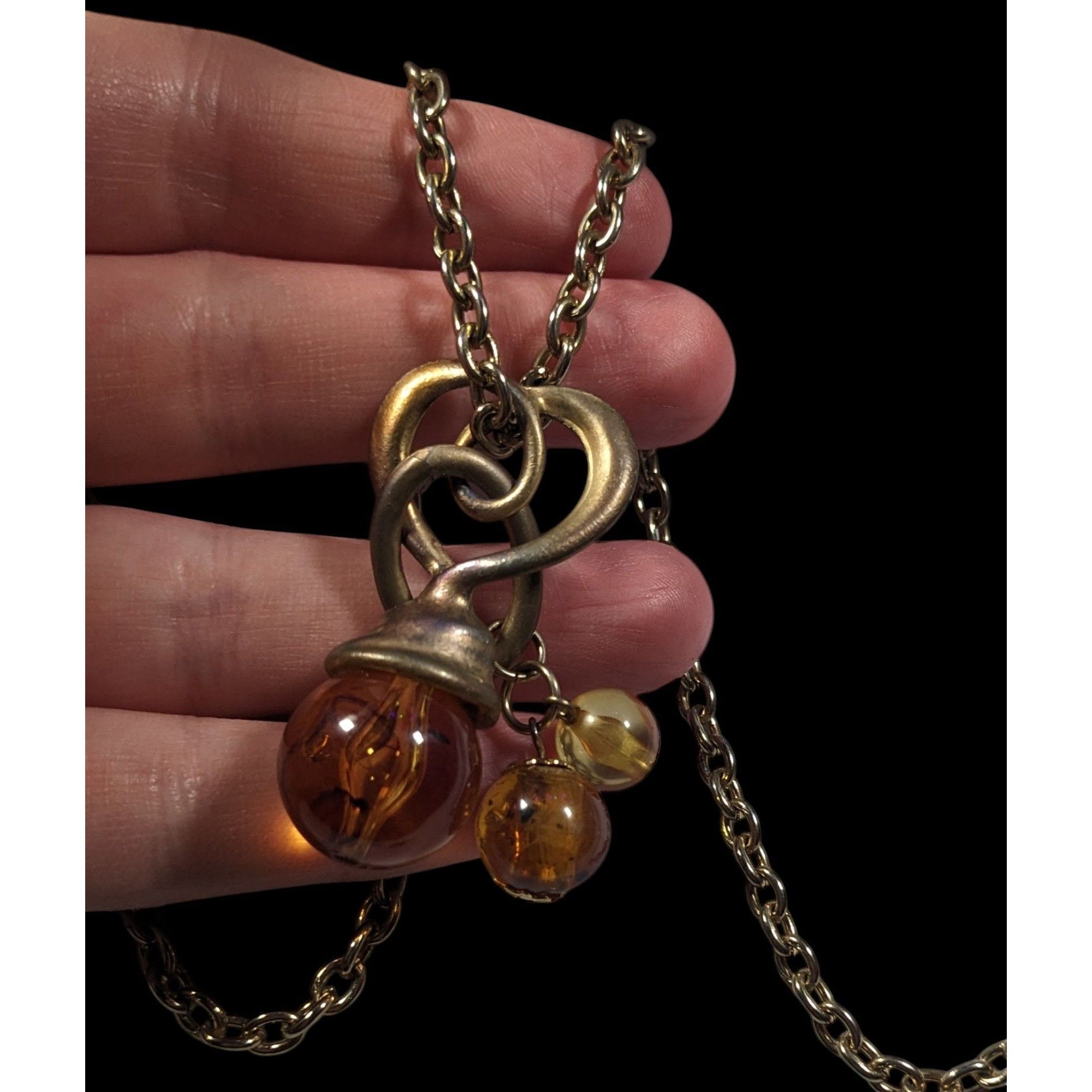 Other Vintage Honey Glass Beaded Charm Pendant Necklace Size ONE SIZE - 5 Thumbnail