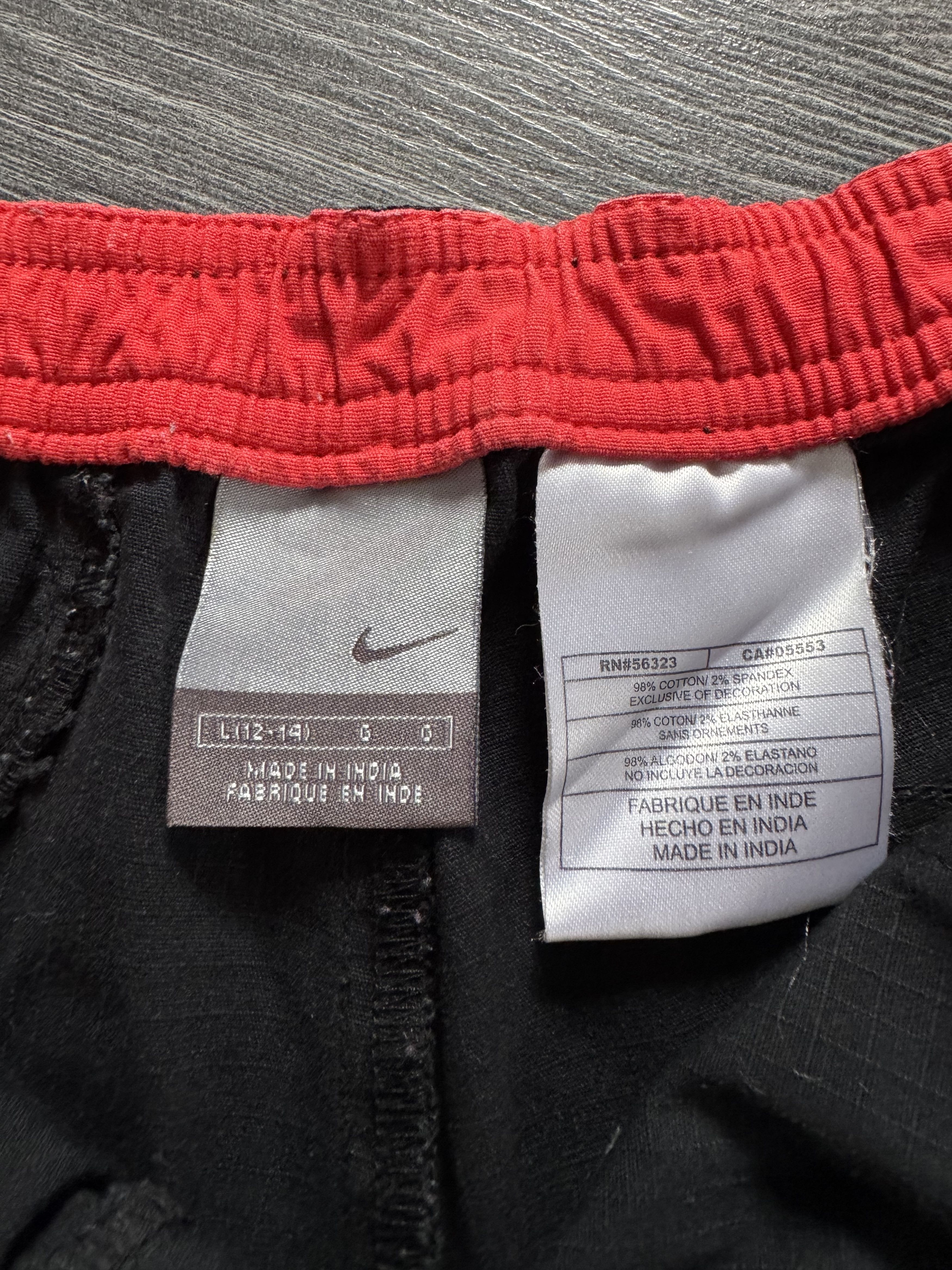 Nike × Vintage Vintage Nike Swoosh Women’s Y2K Cargo Shorts Size 34" / US 12 / IT 48 - 7 Thumbnail