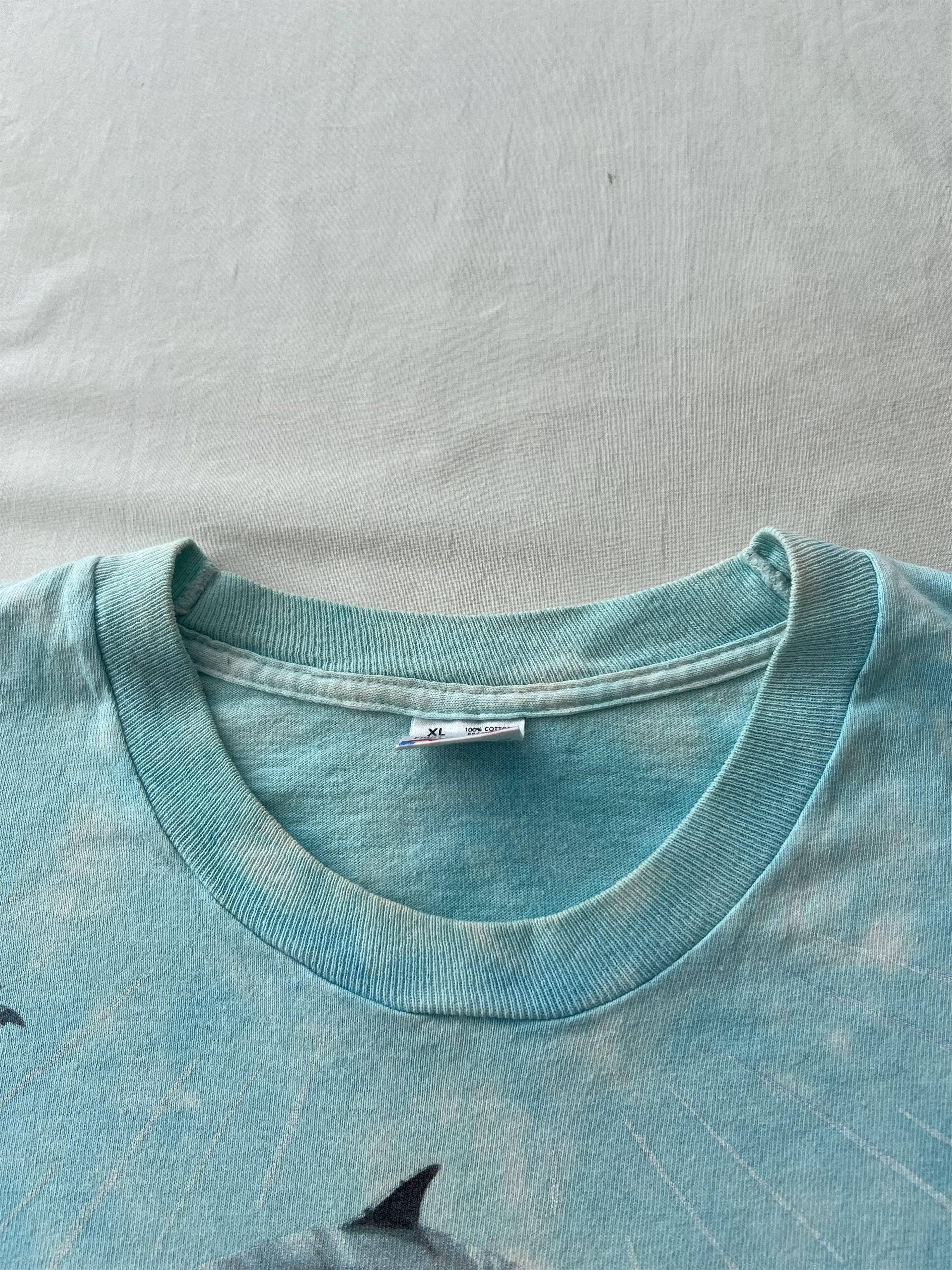 Liquid Blue Vintage 1990 Liquid Blue John Connell Ocean Dolphin T-shirt Size US XL / EU 56 / 4 - 11 Thumbnail