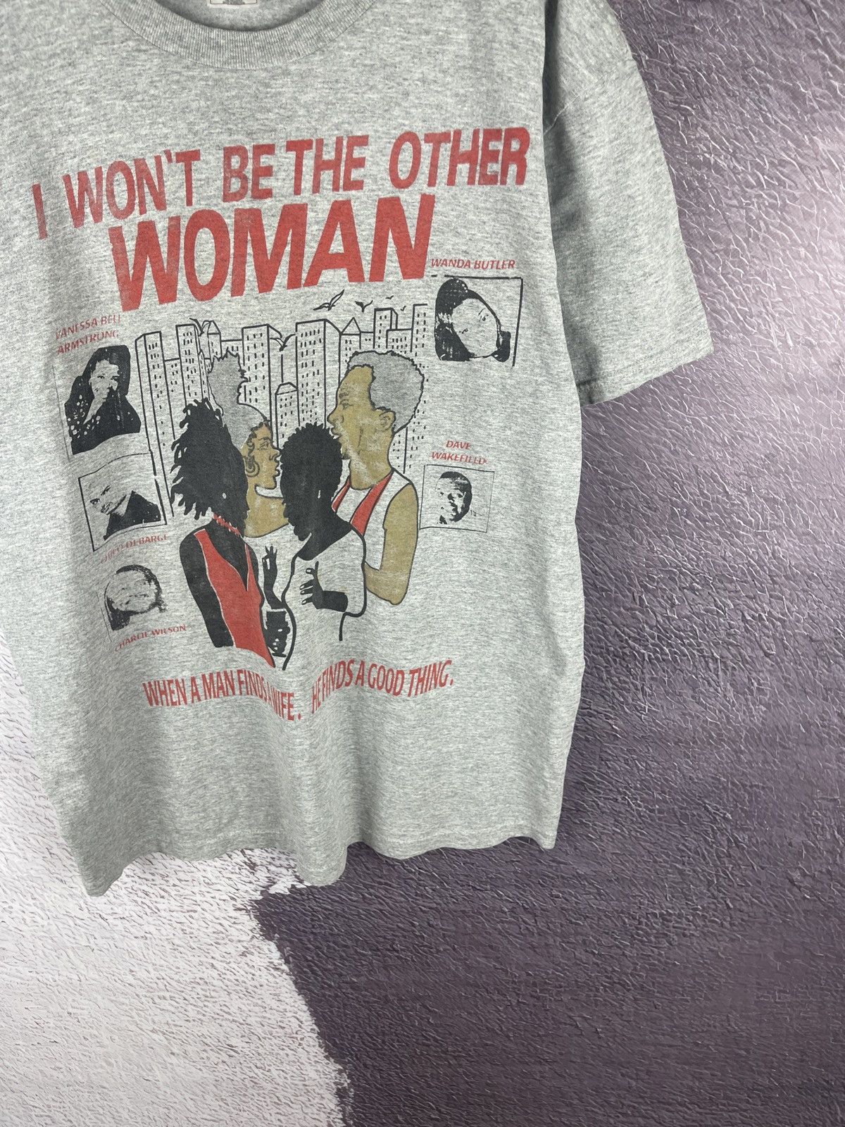 Fruit Of The Loom FOTL Vintage y2k man finds a wife he finds a good thing tee Size US XL / EU 56 / 4 - 4 Thumbnail