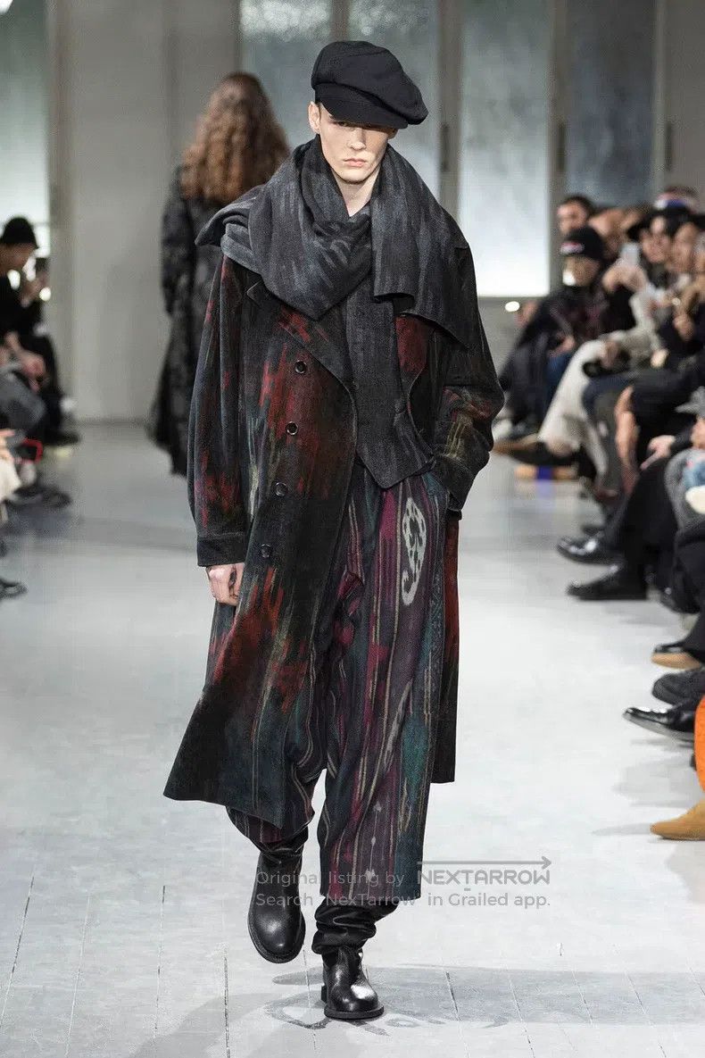 Yohji Yamamoto Yohji Yamamoto 23AW velvet coat with abstract pattern prin Size US S / EU 44-46 / 1 - 1 Thumbnail