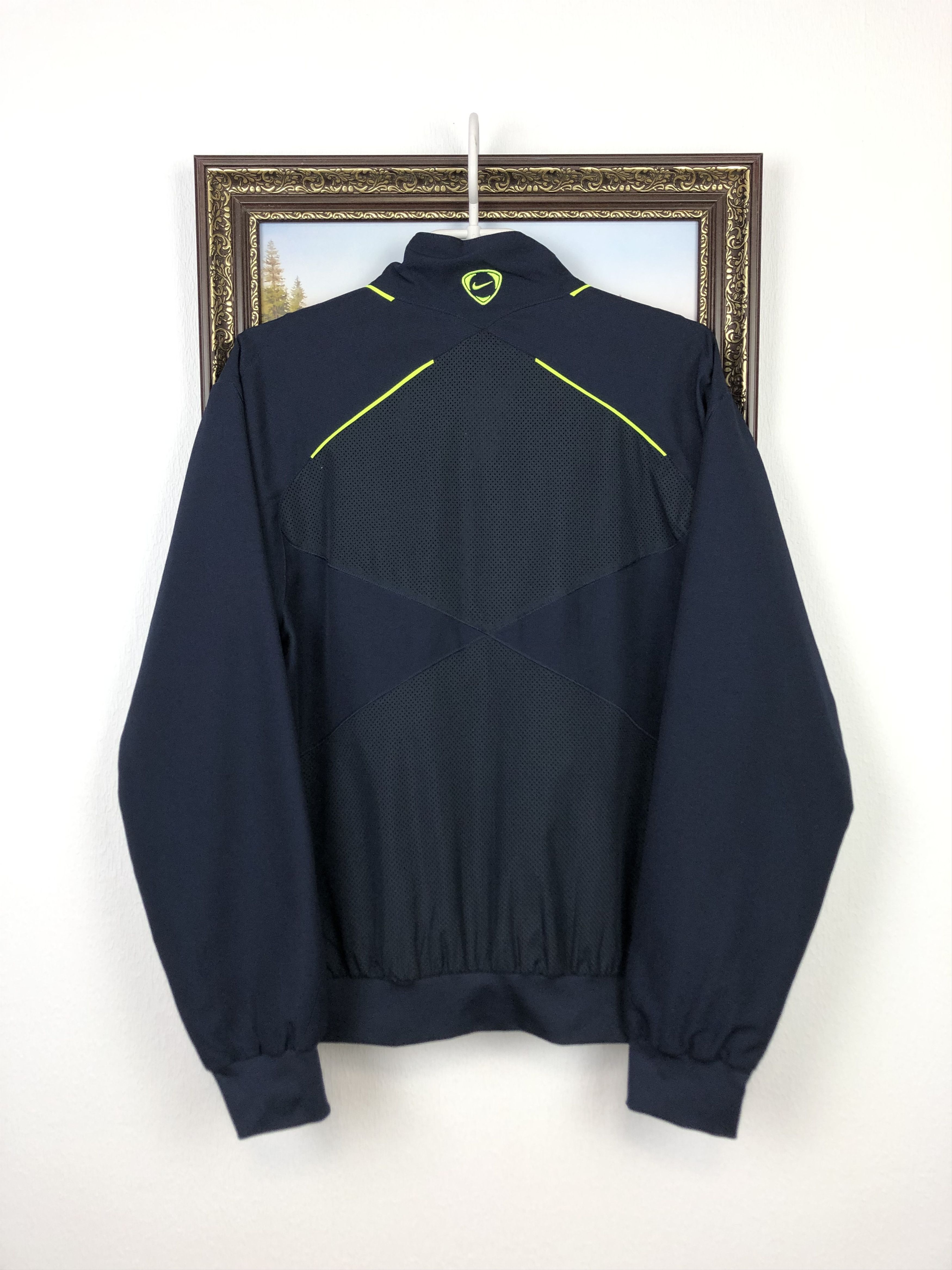 Nike Vintage Nike FC Barcelona Football Jacket Soccer Track Top Size US S / EU 44-46 / 1 - 10 Thumbnail