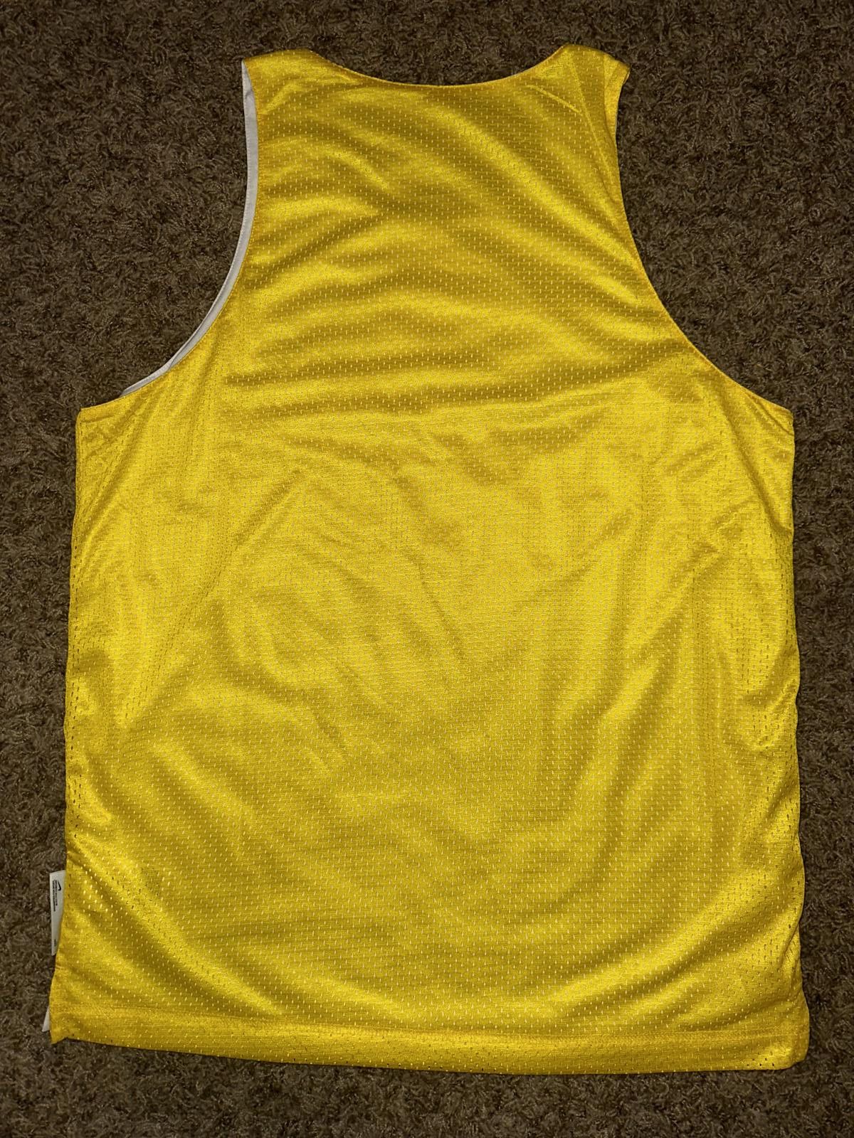 Nike Nike Standard Issue Men's Basketball Mesh Jersey Size US M / EU 48-50 / 2 - 3 Thumbnail