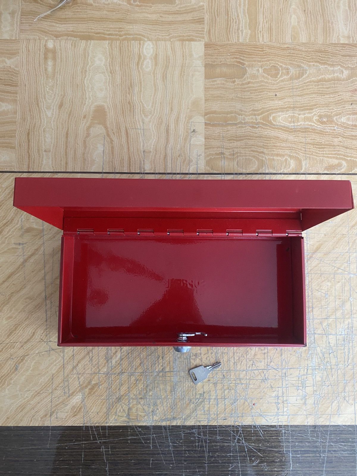 Supreme Supreme 2011 Box Logo Lock Box Size ONE SIZE - 3 Thumbnail