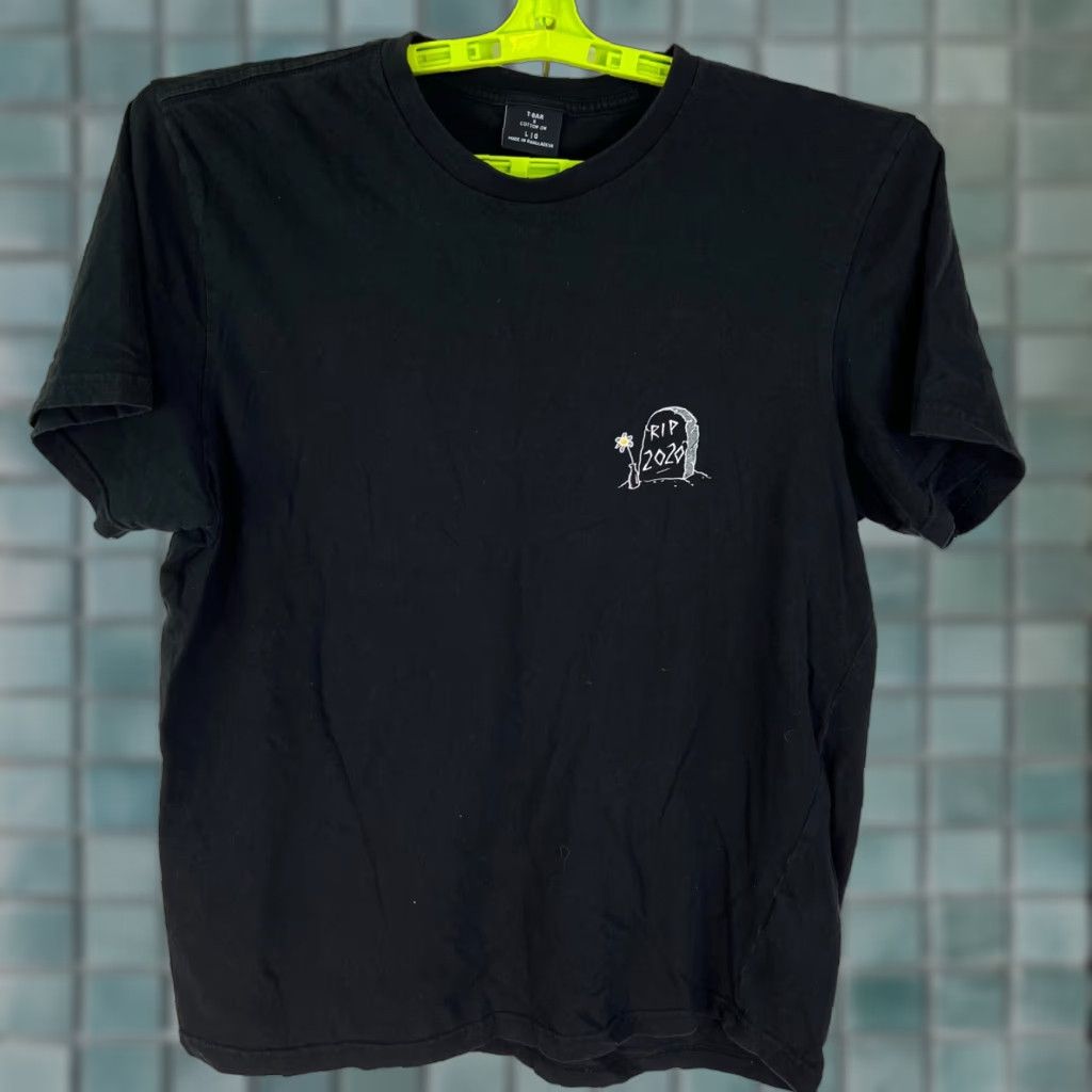 Vintage RIP 2020 Shirt Adult Size L Black T-Bar Tag Cotton T-Shirt Mens Size US L / EU 52-54 / 3 - 1 Thumbnail
