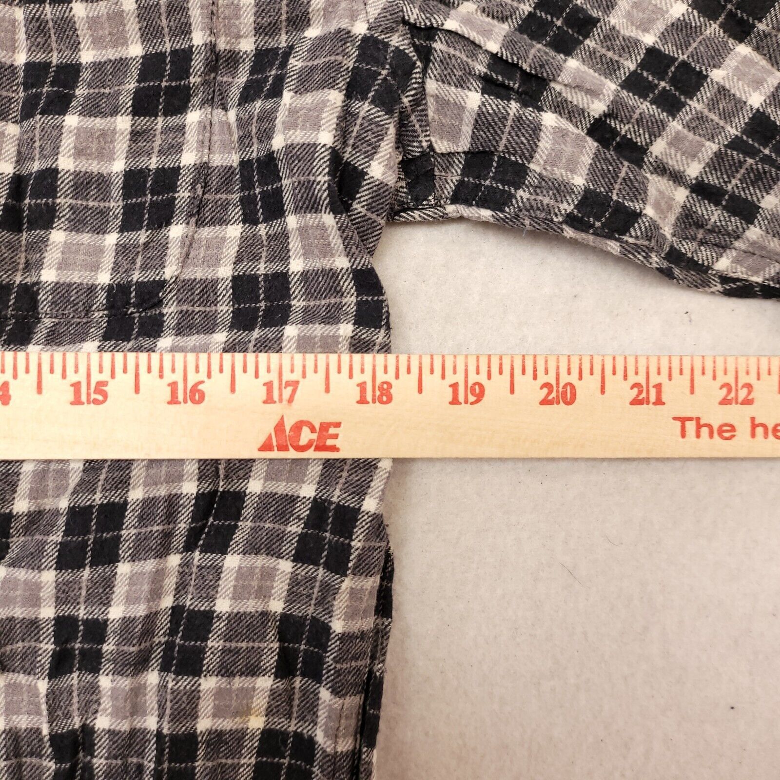 Croft & Barrow Croft & Barrow Tartan Flannel Shirt Mens Size Medium M Black Size US M / EU 48-50 / 2 - 9 Thumbnail