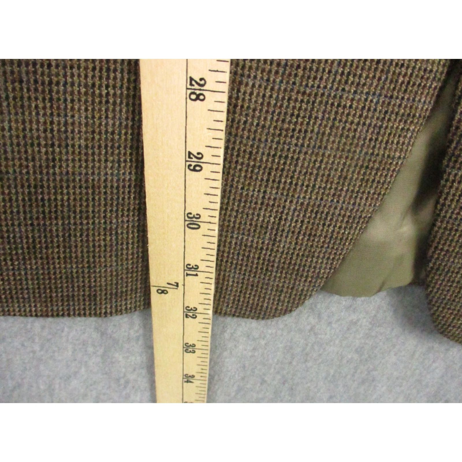 Ralph Lauren LAUREN RALPH LAUREN Sport Jacket Blazer Herringbone Wool Tweed Brown 46R Mens Regular Notch Lapel Two-Button Four-Button Vintage-Style? Size 46R - 6 Thumbnail