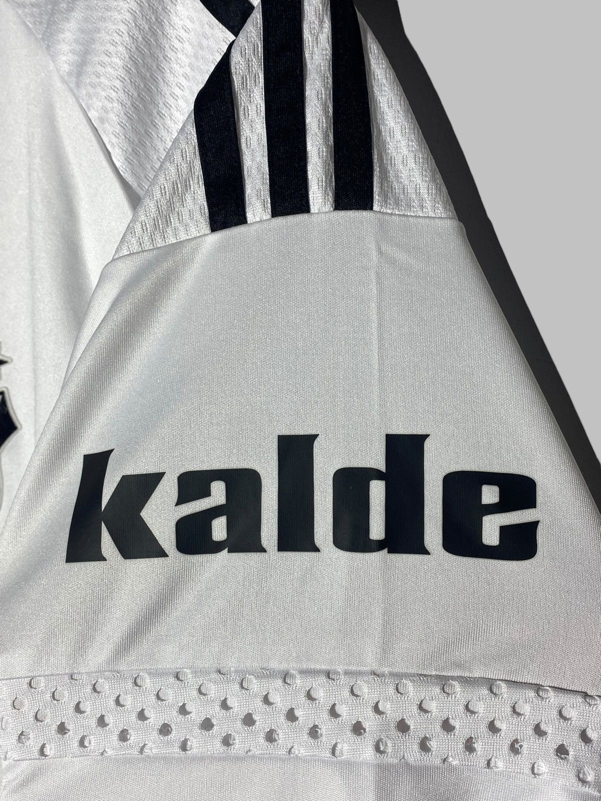 Adidas Adidas Besiktas 2015/16 Home Football Shirt Size US L / EU 52-54 / 3 - 13 Thumbnail