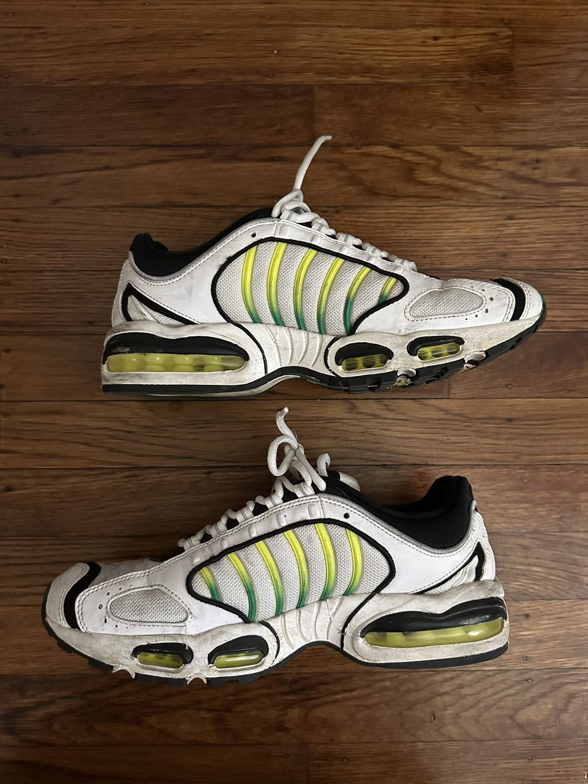 Air Max Tailwind 4