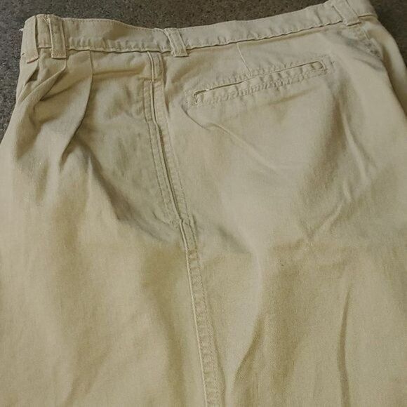 Bugle Boy Bugle Boy Vintage Sz. 31x32 Beige Pleated & Pocketed Pants Size US 31 - 5 Thumbnail