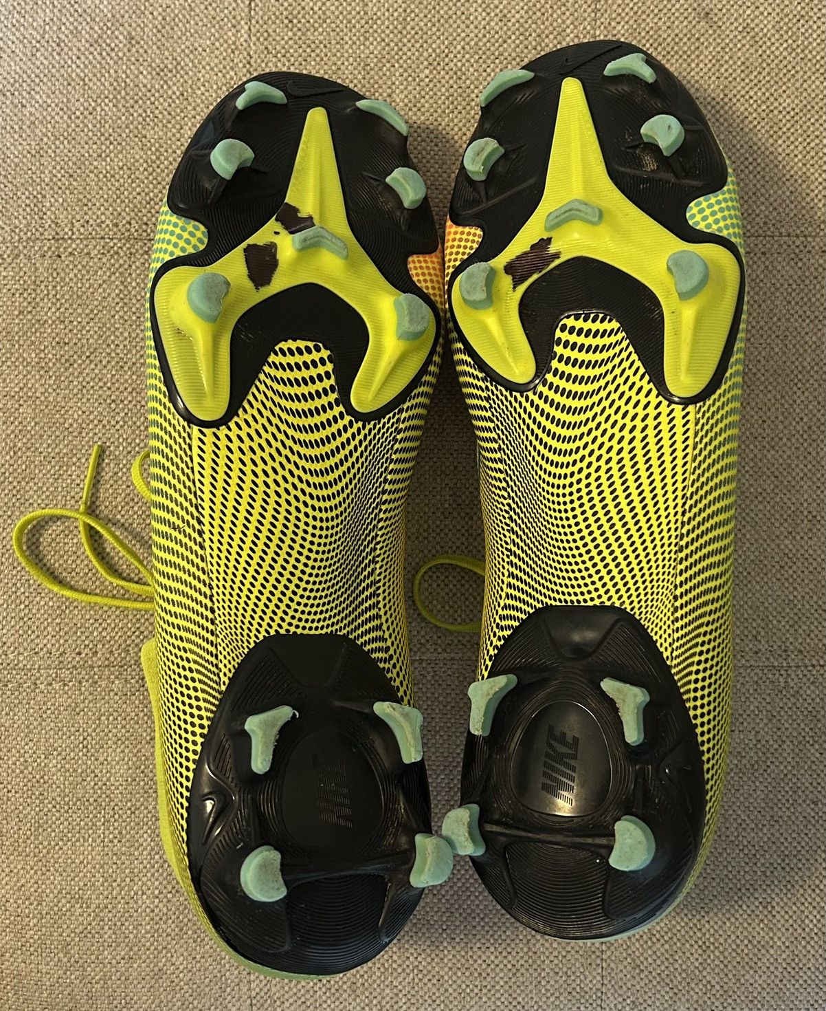 Nike Nike Superfly 7 Academy Men's Size 8 Soccer Cleats - Lemon Size US 8 / EU 41 - 11 Thumbnail
