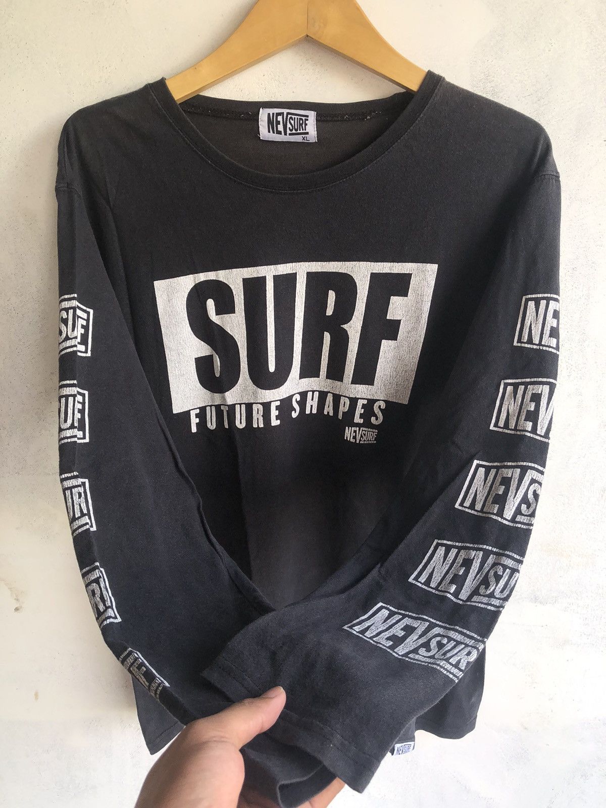 Hysteric Glamour Japan Surf Future Shapes LongSleeve Rock Punk Style Size US XL / EU 56 / 4 - 2 Thumbnail
