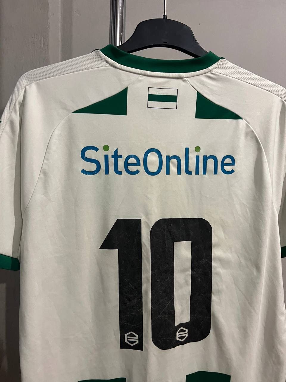 Puma 2017/18 FC GRONINGEN #10 MATCH WORN SOCCER JERSEY SHIRT XL Size US XL / EU 56 / 4 - 15 Thumbnail