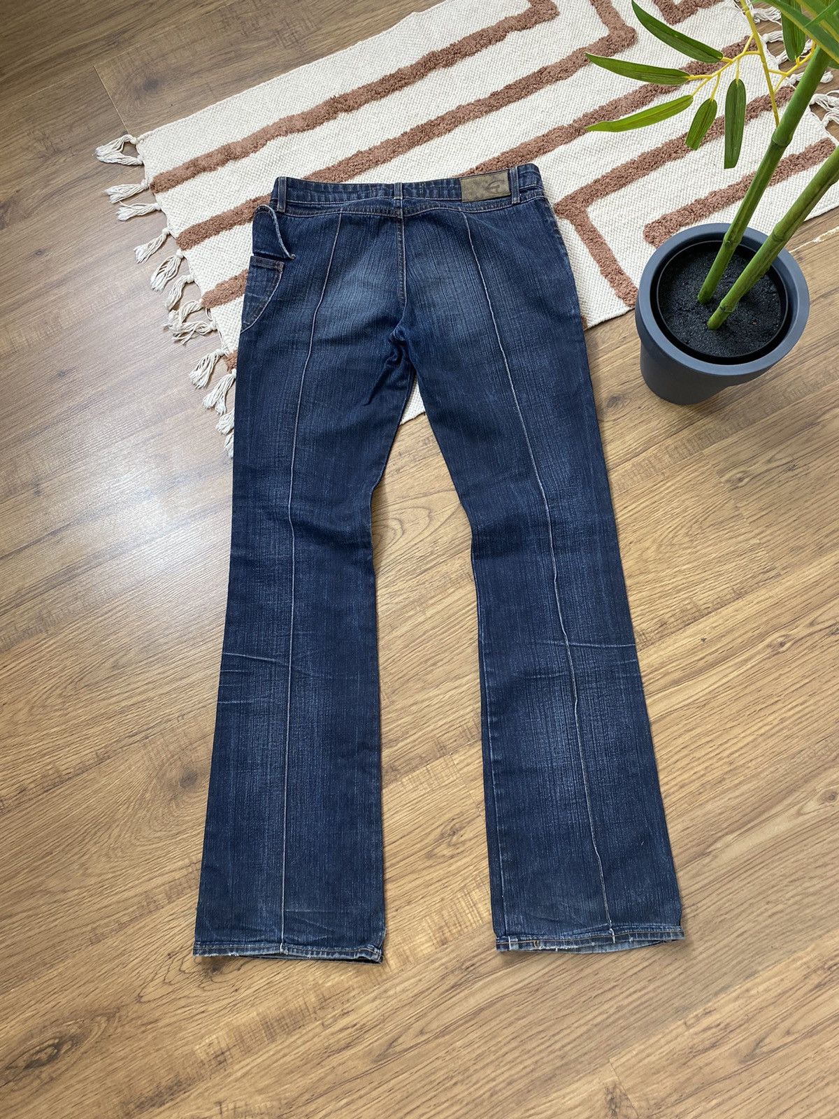 Roberto Cavalli WASHED ROBERTO CAVALLI DEMIN PANTS Size 28" / US 6 / IT 42 - 8 Thumbnail