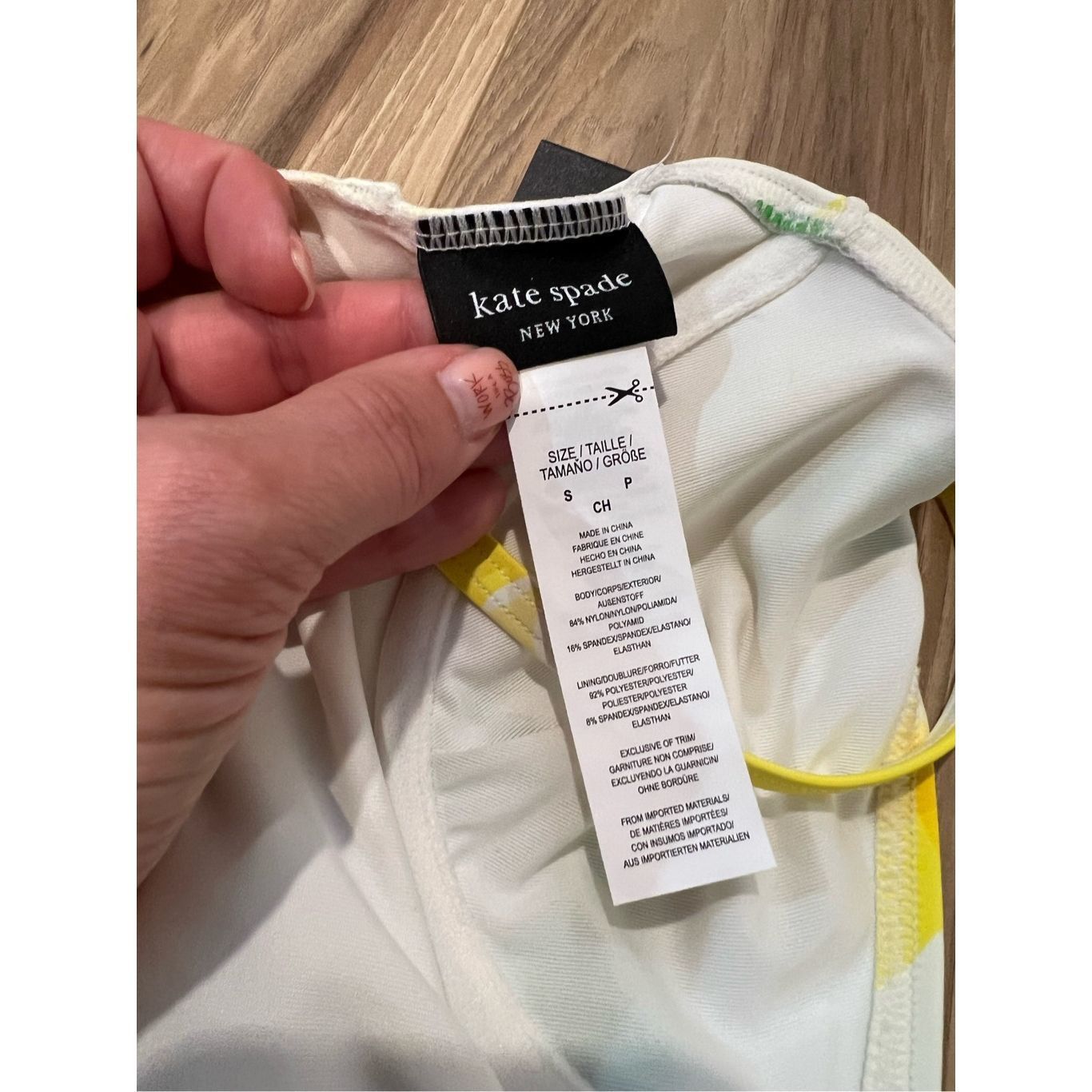 Kate Spade Kate Spade NWT Yellow Lemon One Piece Swimwear Sz S Size S / US 4 / IT 40 - 4 Thumbnail